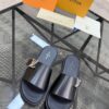 z3309458753090 c734bc1442801e53a9e686c823d2cb3a 100x100 - Dép nam Louis Vuitton siêu cấp GNSC2350