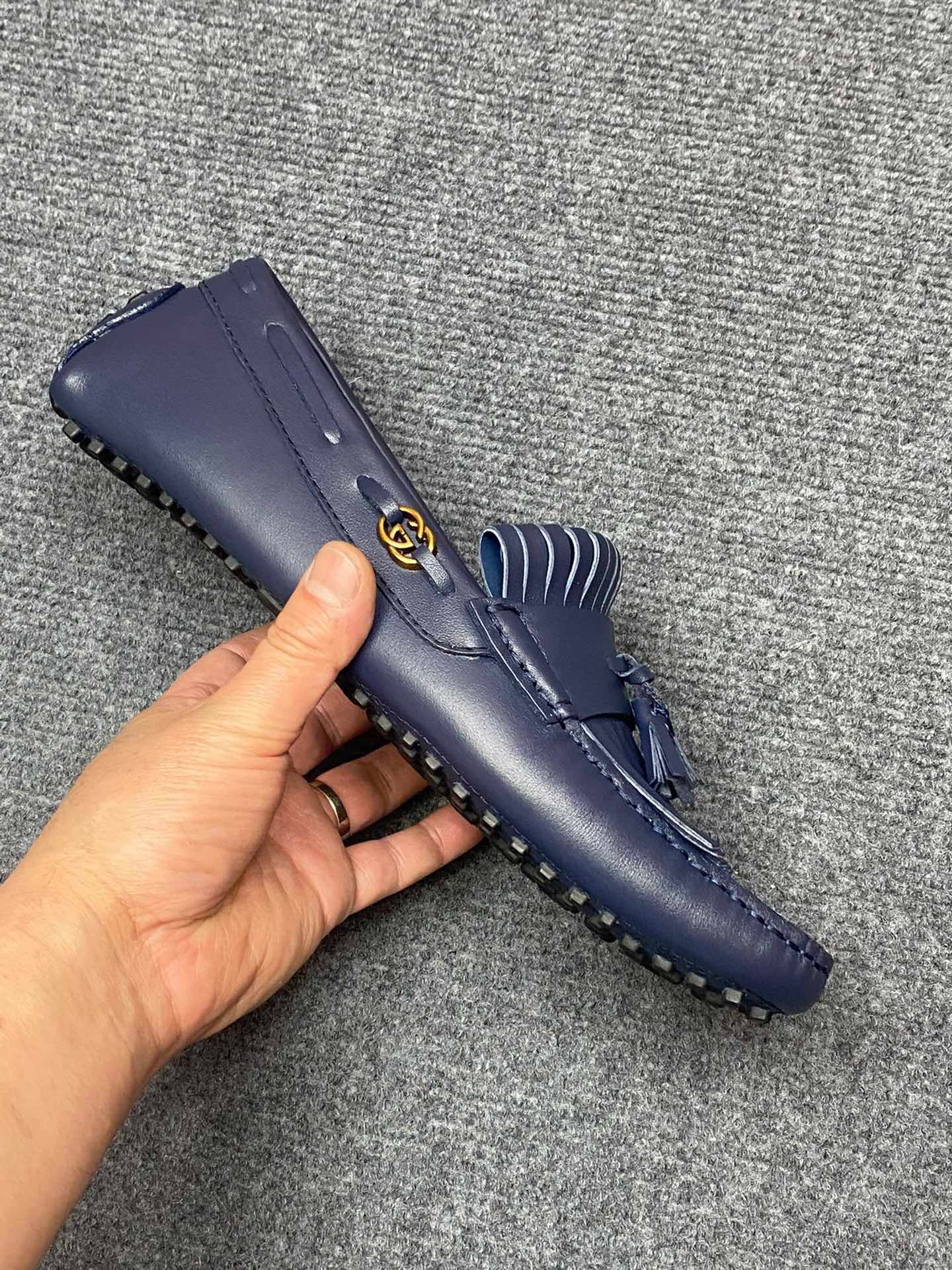 Giày Nam Gucci Siêu Cấp GNGC2372 z3327385698990 e9cfa9432d42c9f188452a7547080db8 510x680 - Giày Nam Gucci Siêu Cấp GNGC2372