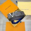 z3393637302776 8aadd465d243132dfcc699efbdaec3c4 100x100 - Thắt lưng nam Louis Vuitton siêu cấp TLSC2434