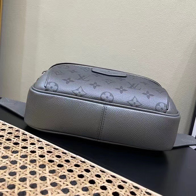 Túi xách nam Louis Vuitton Siêu Cấp TXNLV2441 z3395437988594 a36702da628093ca3d73bbe10abaed39 510x510 - Túi xách nam Louis Vuitton Siêu Cấp TXNLV2441