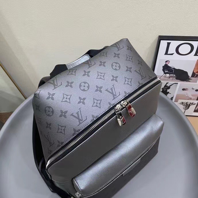 Túi xách nam Louis Vuitton Siêu Cấp TXNLV2443 z3395439088604 f4bec5e6eead840f46beb0fe8a138258 510x510 - Túi xách nam Louis Vuitton Siêu Cấp TXNLV2443