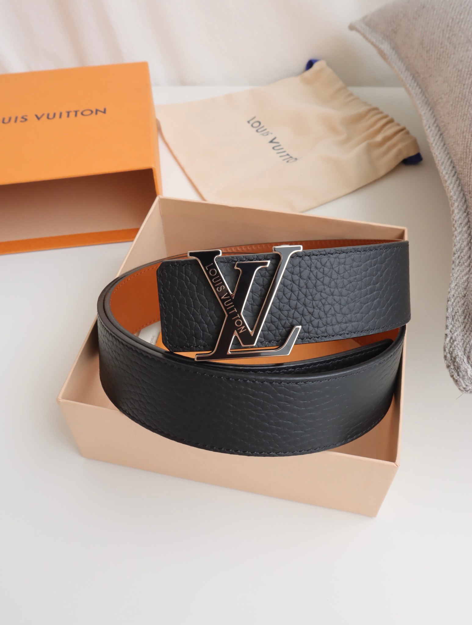 Thắt lưng nam Louis Vuitton siêu cấp TLSC2467 z3435518798665 de289ea70c6f68cab46c8644965225c3 510x675 - Thắt lưng nam Louis Vuitton siêu cấp TLSC2467