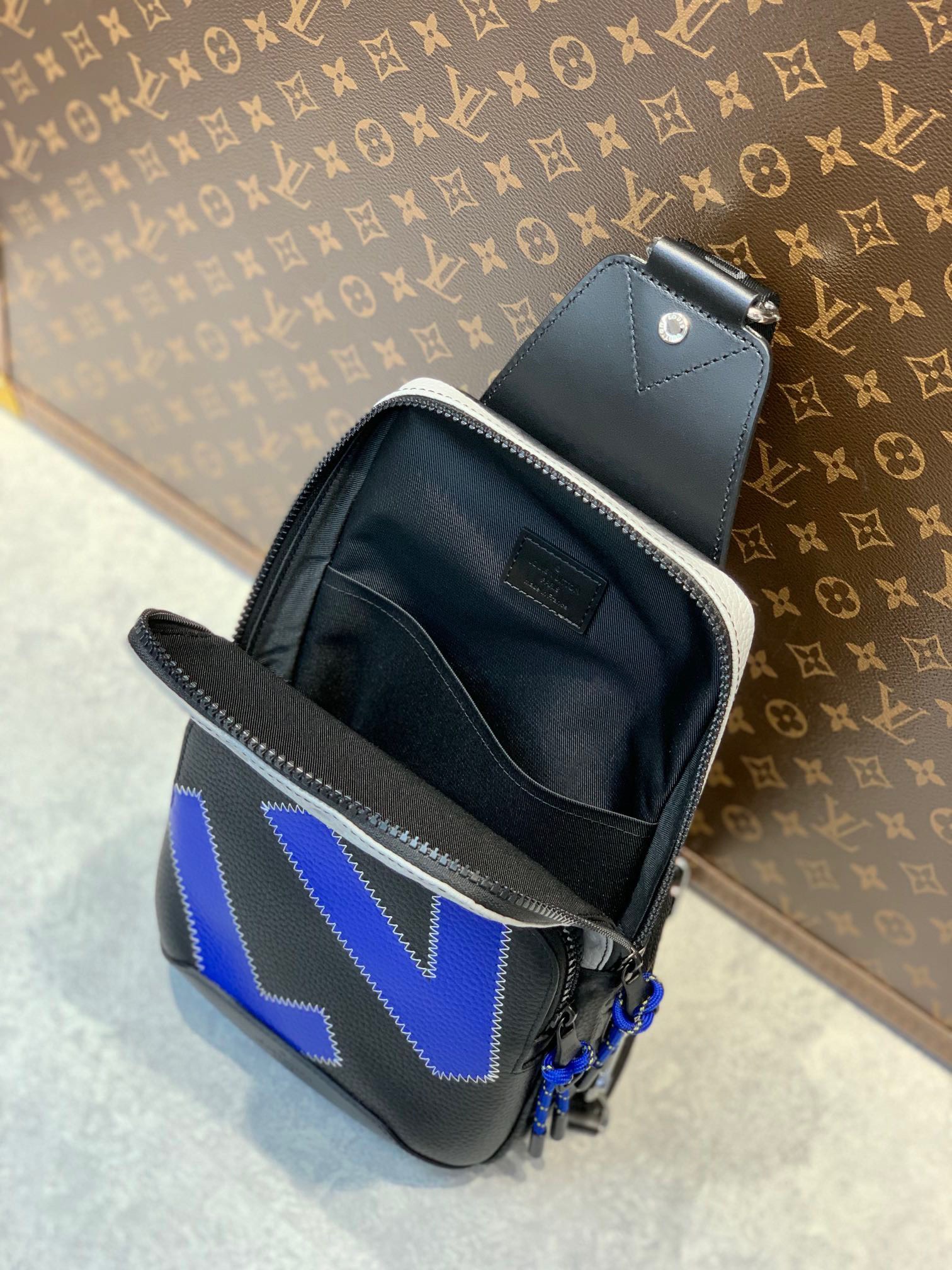 Túi xách nam Louis Vuitton Siêu Cấp TXNLV2475 z3453305337304 f24d2922cdbce747182c136629bfb2a2 510x680 - Túi xách nam Louis Vuitton Siêu Cấp TXNLV2475