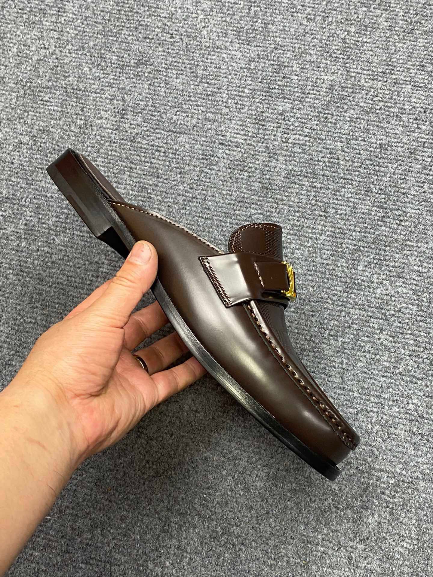 Giày Nam Louis Vuitton Siêu Cấp GNLV2477 z3453306715899 d57de0ee6afa7245313dc8b6567e6536 510x680 - Giày Nam Louis Vuitton Siêu Cấp GNLV2477