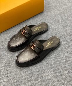 Giày Nam Louis Vuitton Siêu Cấp GNLV2479 z3453316843725 9a719799ca536ed3442c414ee62a0825 247x296 - Giày Nam Louis Vuitton Siêu Cấp GNLV2479