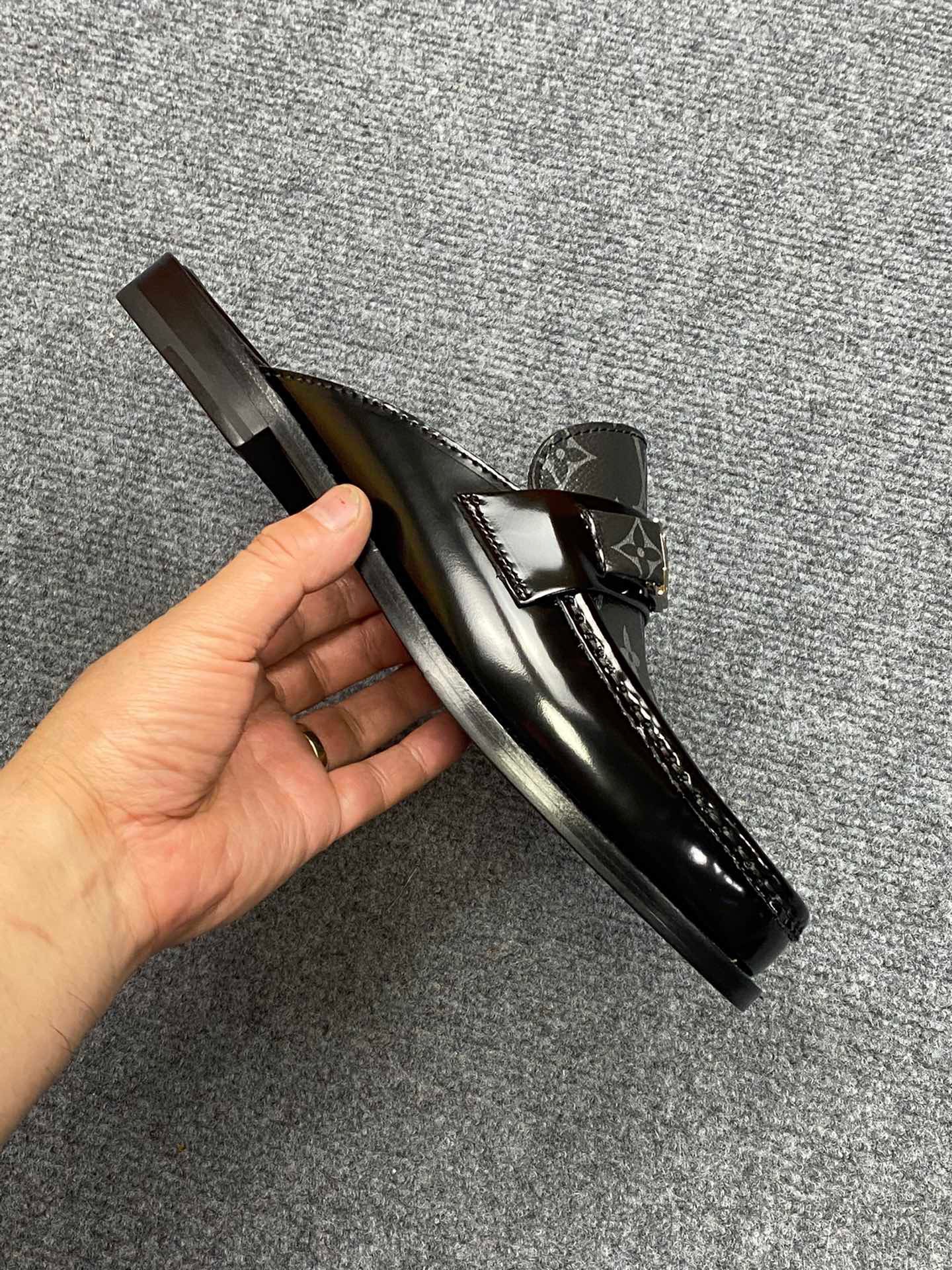 Giày Nam Louis Vuitton Siêu Cấp GNLV2479 z3453316851552 8cd20541250c3697f41d9edc2a37d31e 510x680 - Giày Nam Louis Vuitton Siêu Cấp GNLV2479