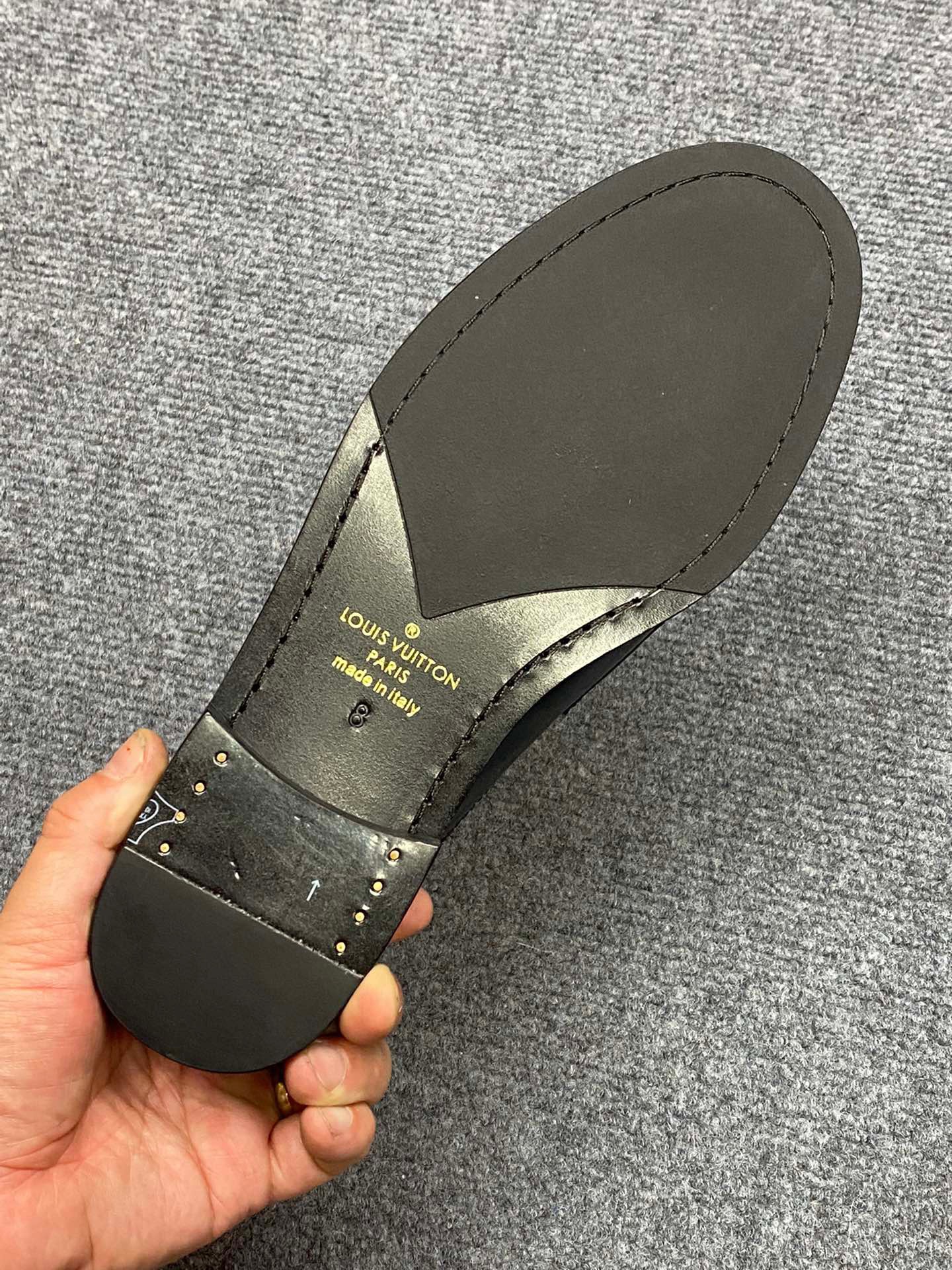 Giày Nam Louis Vuitton Siêu Cấp GNLV2479 z3453316871377 3fc9f56150c98905d942a51cb98fb103 510x680 - Giày Nam Louis Vuitton Siêu Cấp GNLV2479