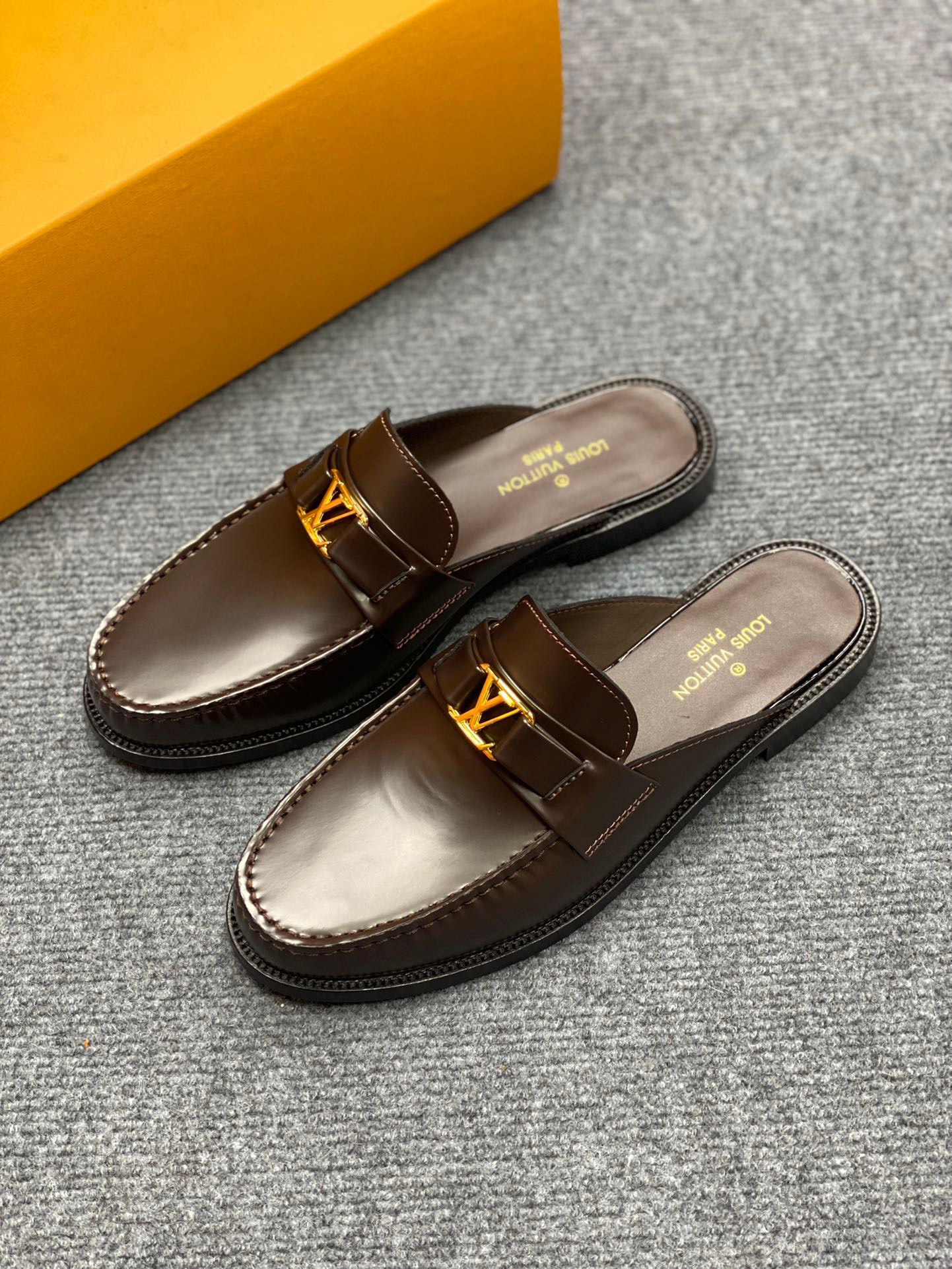 Giày Nam Louis Vuitton Siêu Cấp GNLV2481 z3453317569211 d32a1c8303e4fa0eecd5cdad62afeb83 510x680 - Giày Nam Louis Vuitton Siêu Cấp GNLV2481