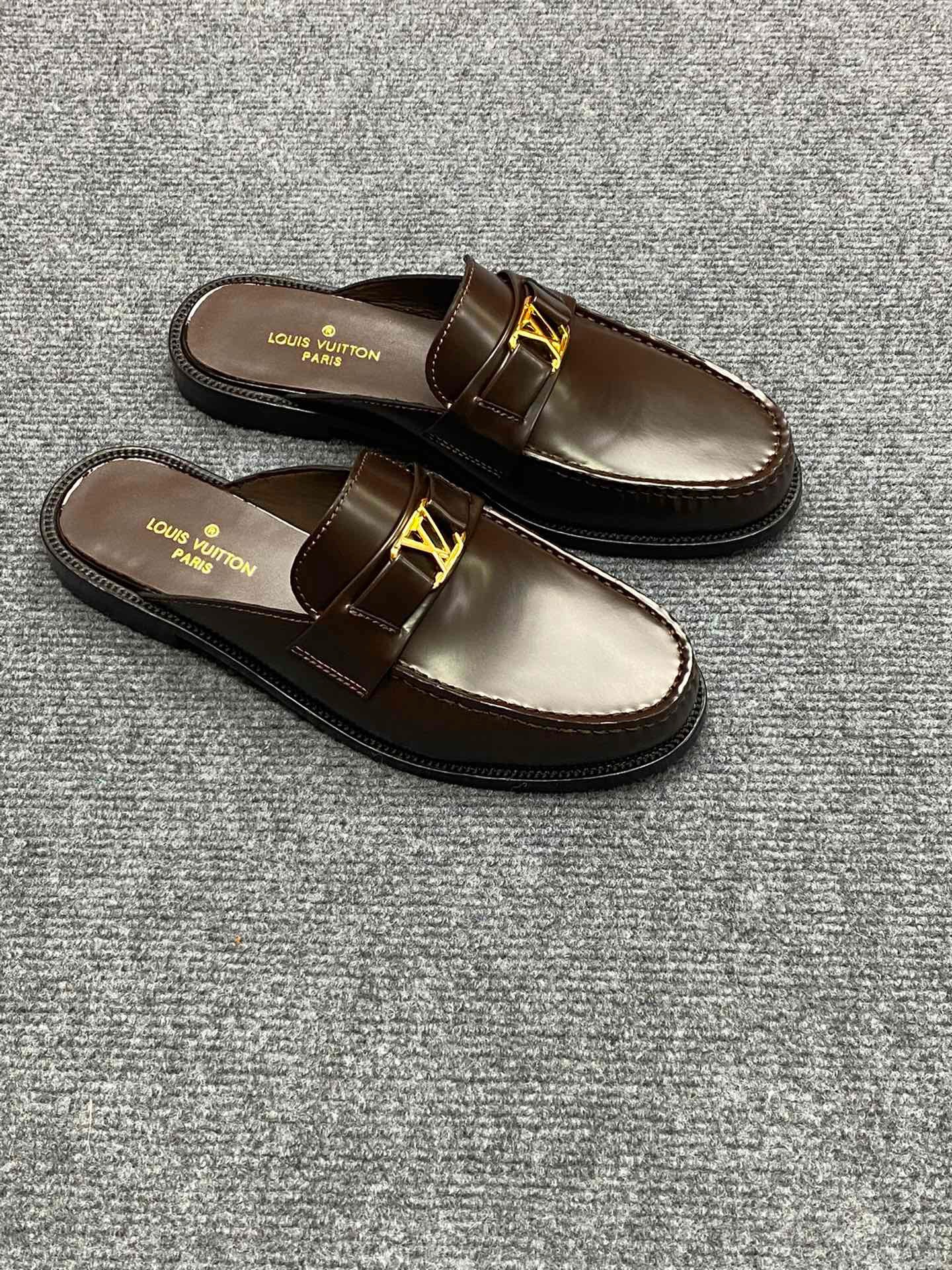Giày Nam Louis Vuitton Siêu Cấp GNLV2481 z3453317577774 8dfa56bcc87fd1ad1430c2ce6f53d16f 510x680 - Giày Nam Louis Vuitton Siêu Cấp GNLV2481