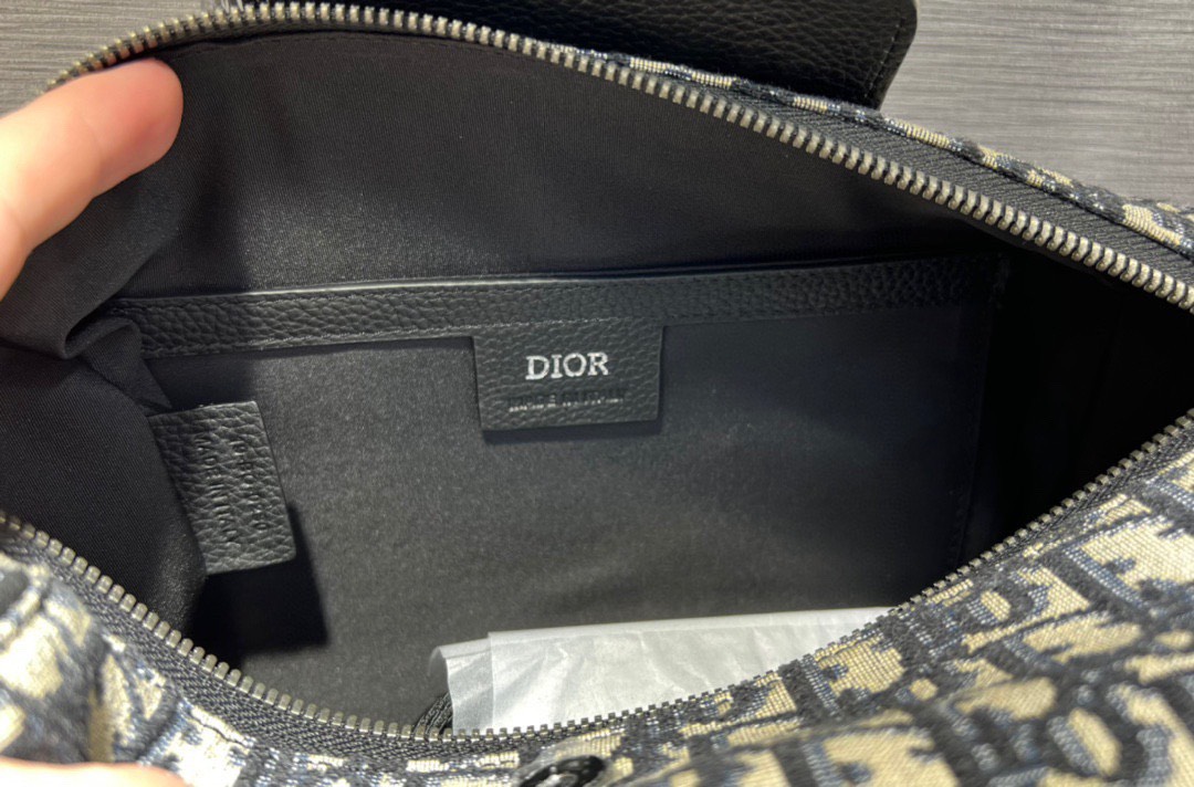 Túi xách nam Dior siêu cấp TXSC2512 z3493428379728 4d824f00b9f96a913abe431dc9a37a31 510x336 - Túi xách nam Dior siêu cấp TXSC2512