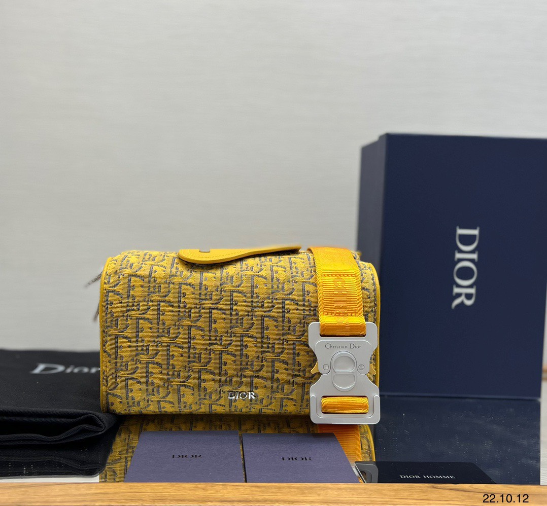 Túi xách nam Dior siêu cấp TXSC2514 z3493429921000 17afd8a313c80f24834c696001440c17 510x472 - Túi xách nam Dior siêu cấp TXSC2514