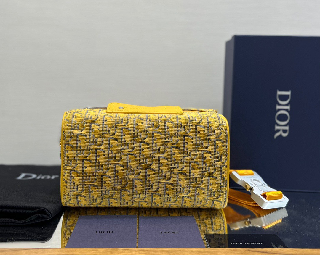 Túi xách nam Dior siêu cấp TXSC2514 z3493429934653 f0772edb32995788f89467f4fa3d7f77 510x407 - Túi xách nam Dior siêu cấp TXSC2514
