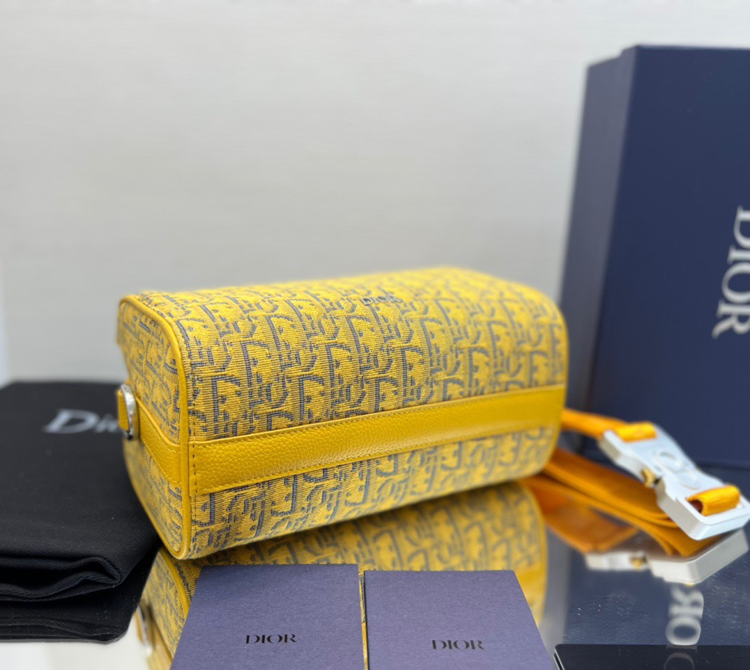 Túi xách nam Dior siêu cấp TXSC2514 z3493429936433 1c8c3c7e7103bed6e81e2c4fcc7902ec 510x456 - Túi xách nam Dior siêu cấp TXSC2514