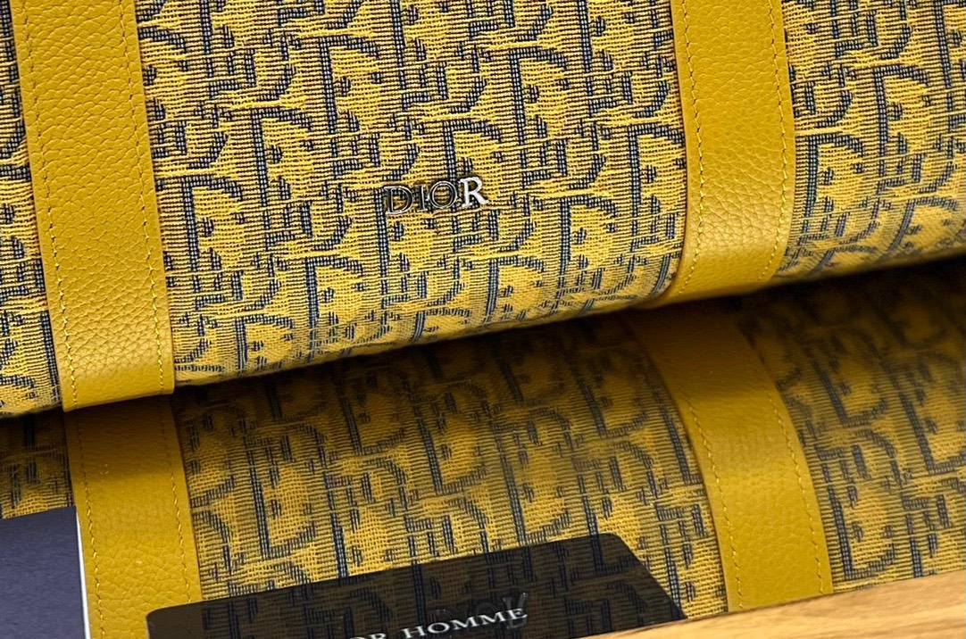 Túi xách nam Dior siêu cấp TXSC2518 z3493433822231 829785e97e764213fac78488a150c478 510x337 - Túi xách nam Dior siêu cấp TXSC2518