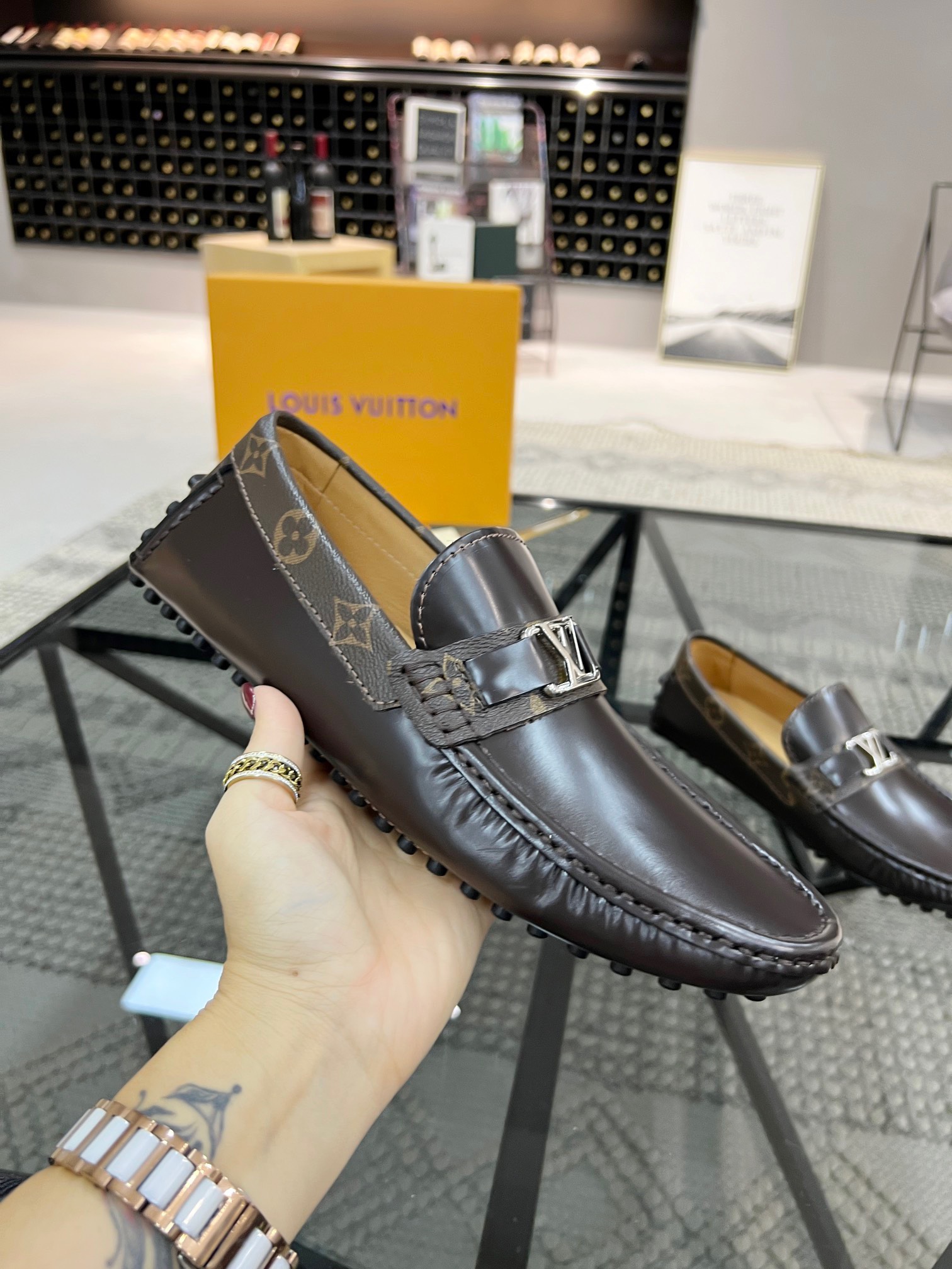 Giày Nam Louis Vuitton Siêu Cấp GNLV2537 z3516563094679 2aed52db2c5a81795cccb7703d2c12df 510x680 - Giày Nam Louis Vuitton Siêu Cấp GNLV2537