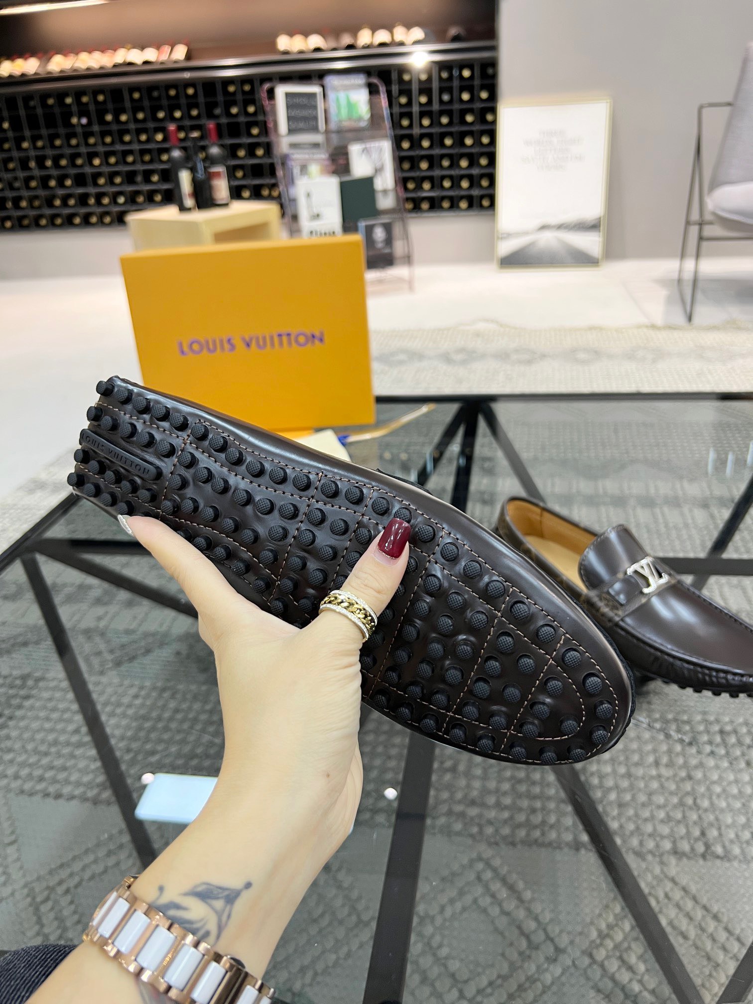 Giày Nam Louis Vuitton Siêu Cấp GNLV2537 z3516563105526 5aa9c6c678042b902d6641a195078d16 510x680 - Giày Nam Louis Vuitton Siêu Cấp GNLV2537