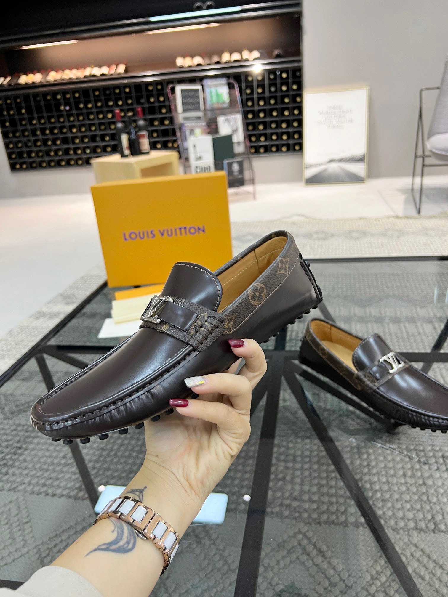 Giày Nam Louis Vuitton Siêu Cấp GNLV2537 z3516563122265 791aaf13dcaf9b2686b72d3e06a6c41e 510x680 - Giày Nam Louis Vuitton Siêu Cấp GNLV2537