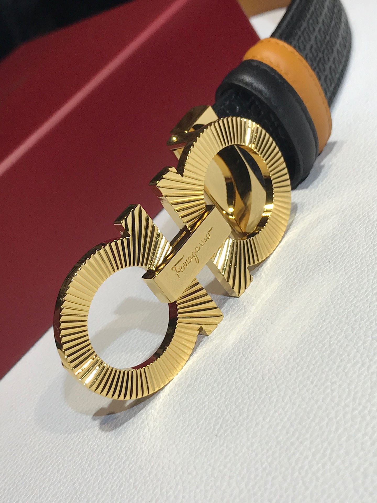 Thắt lưng nam Salvatore Ferragamo siêu cấp TLSC2552 z3534189239918 4b9d26e6402fd57a3dd12c9d608c737f 510x680 - Thắt lưng nam Salvatore Ferragamo siêu cấp TLSC2552