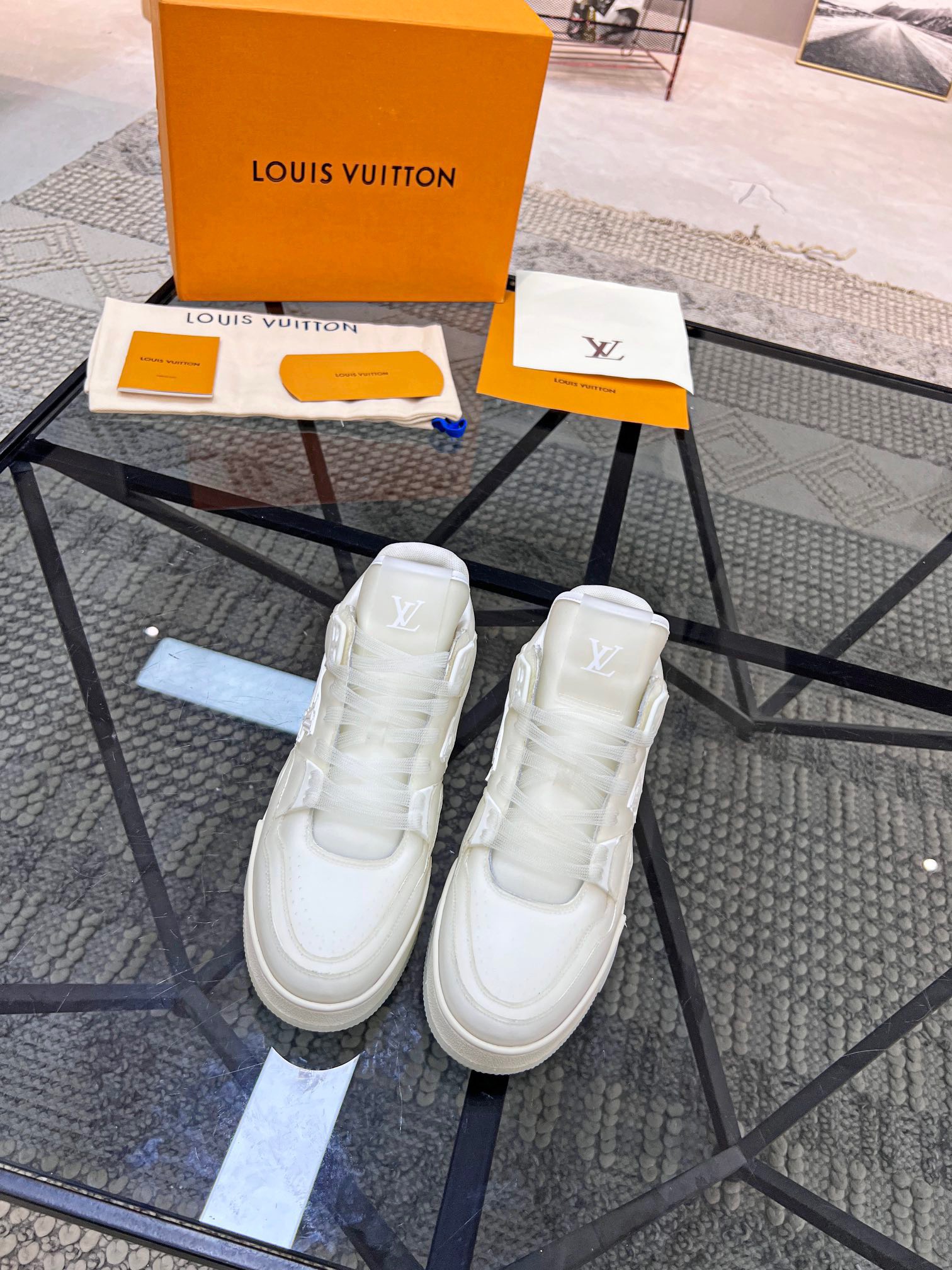Giày Nam Louis Vuitton Siêu Cấp GNLV2560 z3546078597299 97e4bae50524437776a9113e2b9722ac 510x680 - Giày Nam Louis Vuitton Siêu Cấp GNLV2560