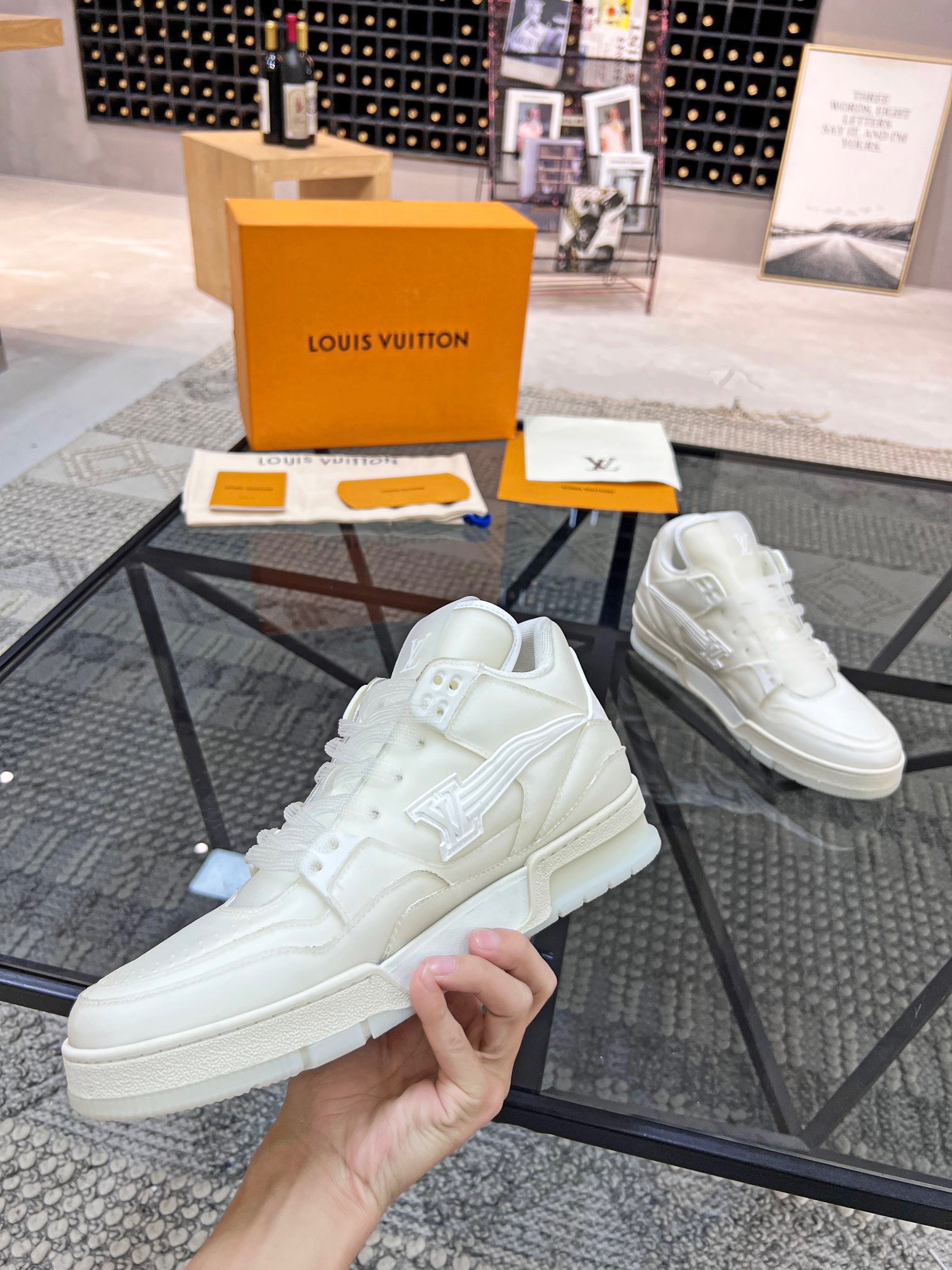 Giày Nam Louis Vuitton Siêu Cấp GNLV2560 z3546078741143 82f0779dbb85816c218d9e964cd436b6 510x680 - Giày Nam Louis Vuitton Siêu Cấp GNLV2560