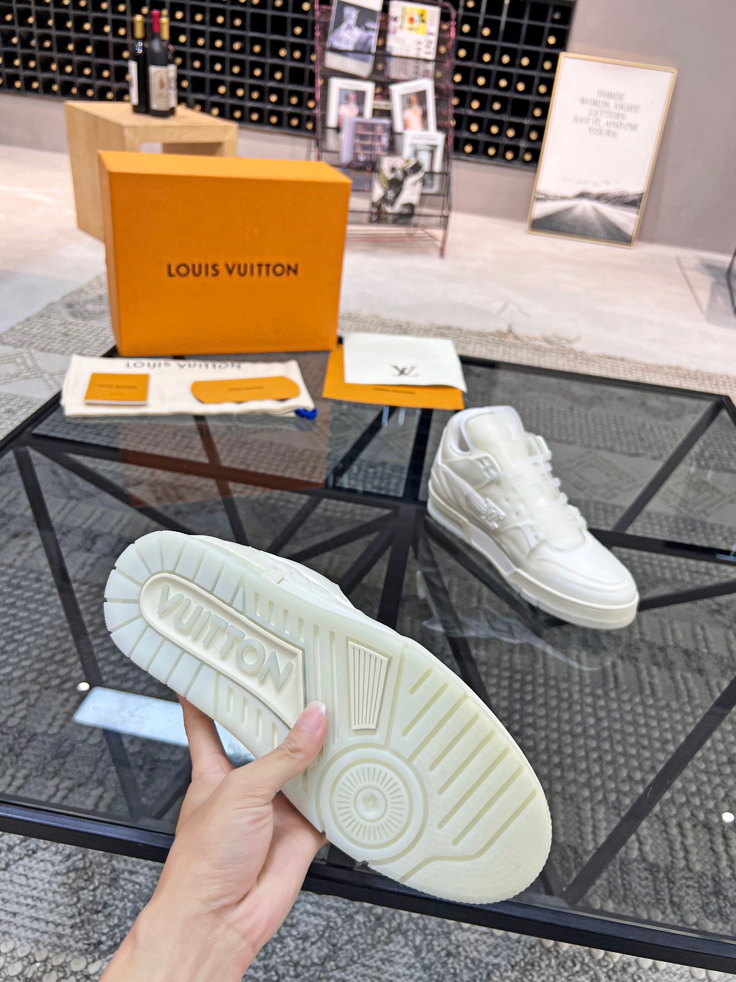 Giày Nam Louis Vuitton Siêu Cấp GNLV2560 z3546078869635 c81b945f7cceb5891706c9013627839f 510x680 - Giày Nam Louis Vuitton Siêu Cấp GNLV2560