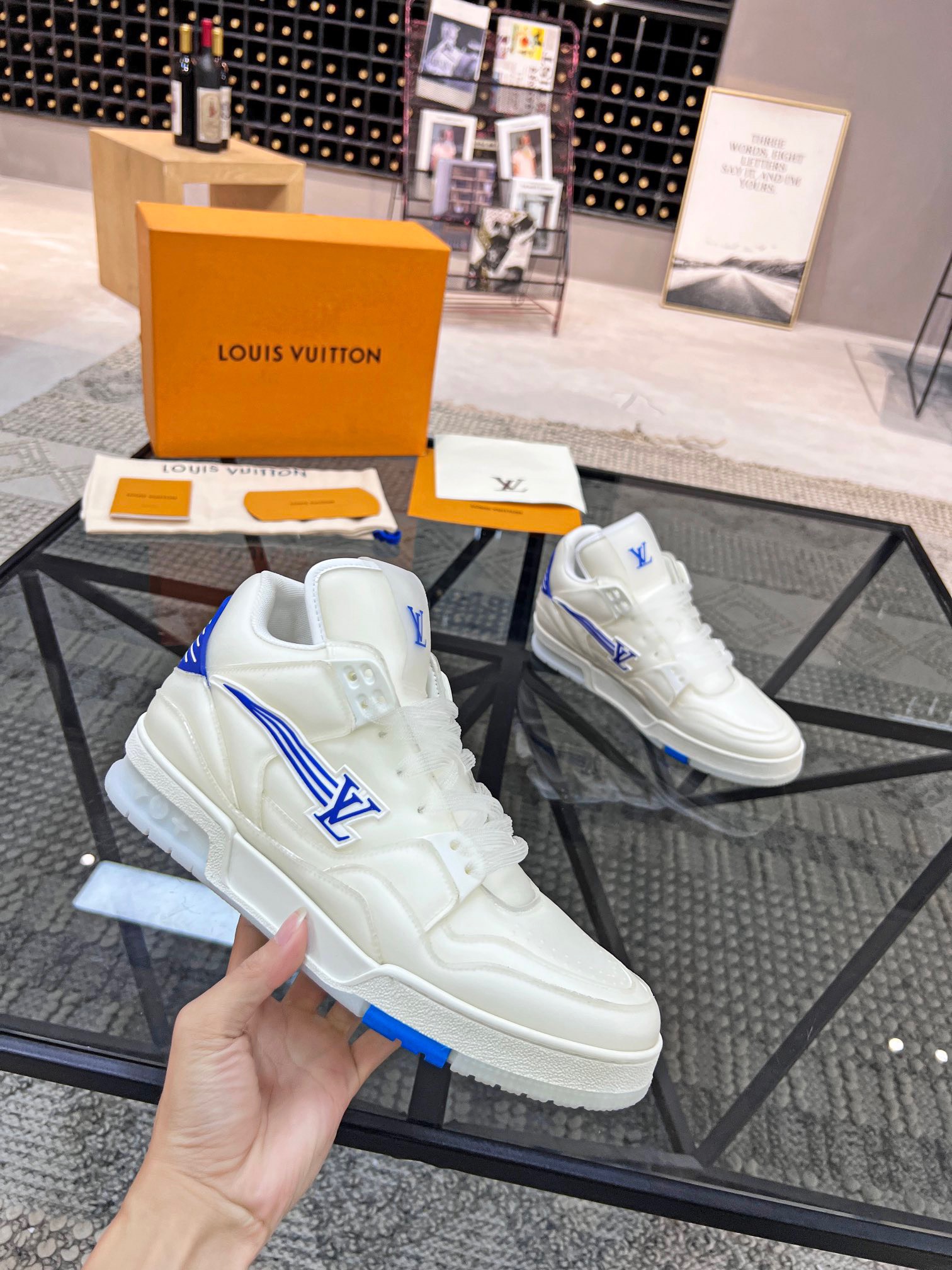 Giày Nam Louis Vuitton Siêu Cấp GNLV2561 z3546079331211 8e0371a95a3b6dfeae5f9f913068e797 510x680 - Giày Nam Louis Vuitton Siêu Cấp GNLV2561