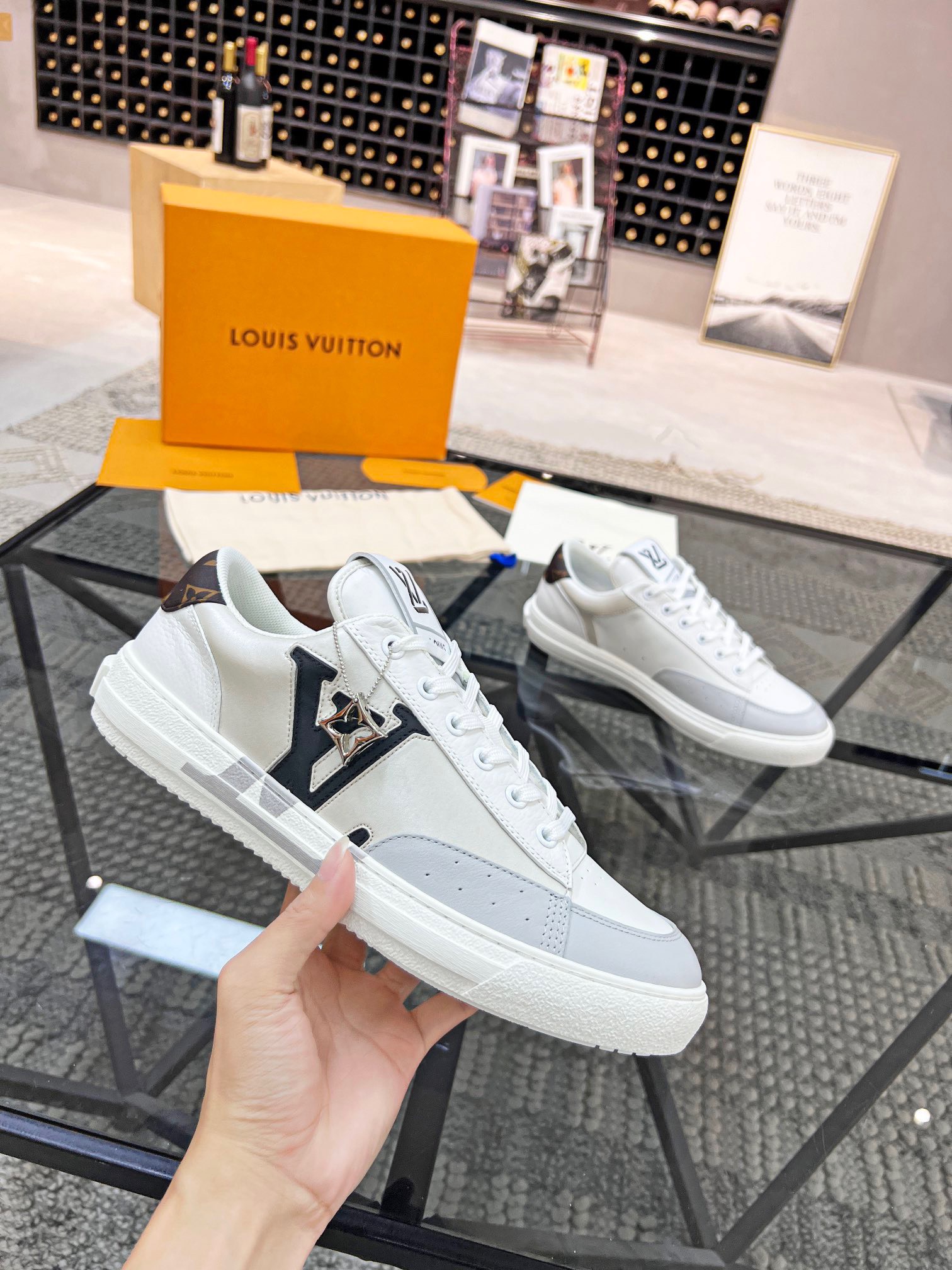 Giày Nam Louis Vuitton Siêu Cấp GNLV2565 z3546081492769 d1fecb4b6a73e52aca5d4fe91b406098 510x680 - Giày Nam Louis Vuitton Siêu Cấp GNLV2565
