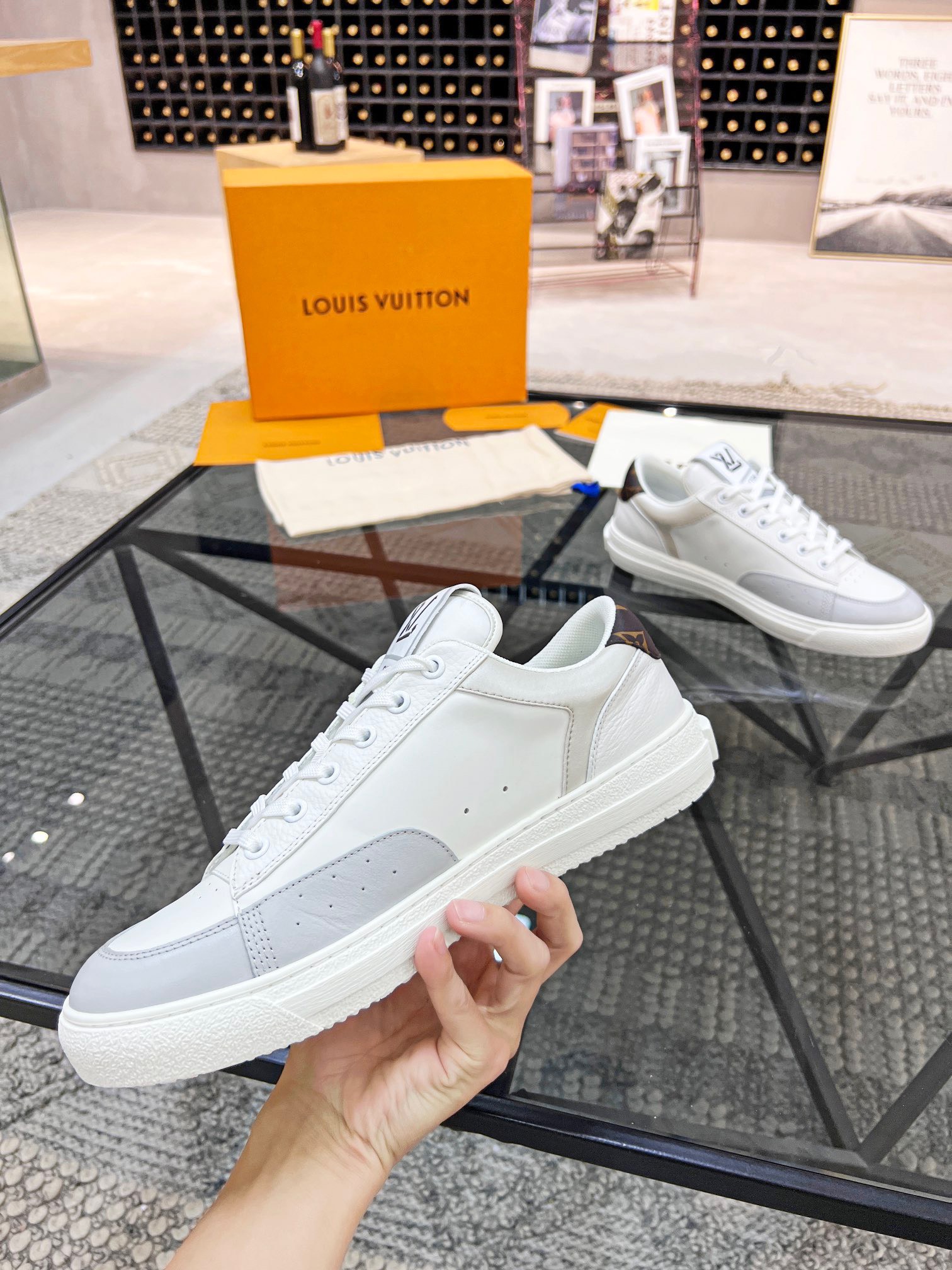 Giày Nam Louis Vuitton Siêu Cấp GNLV2565 z3546081511789 914eae019b95796c6ebe154ae7af73bc 510x680 - Giày Nam Louis Vuitton Siêu Cấp GNLV2565