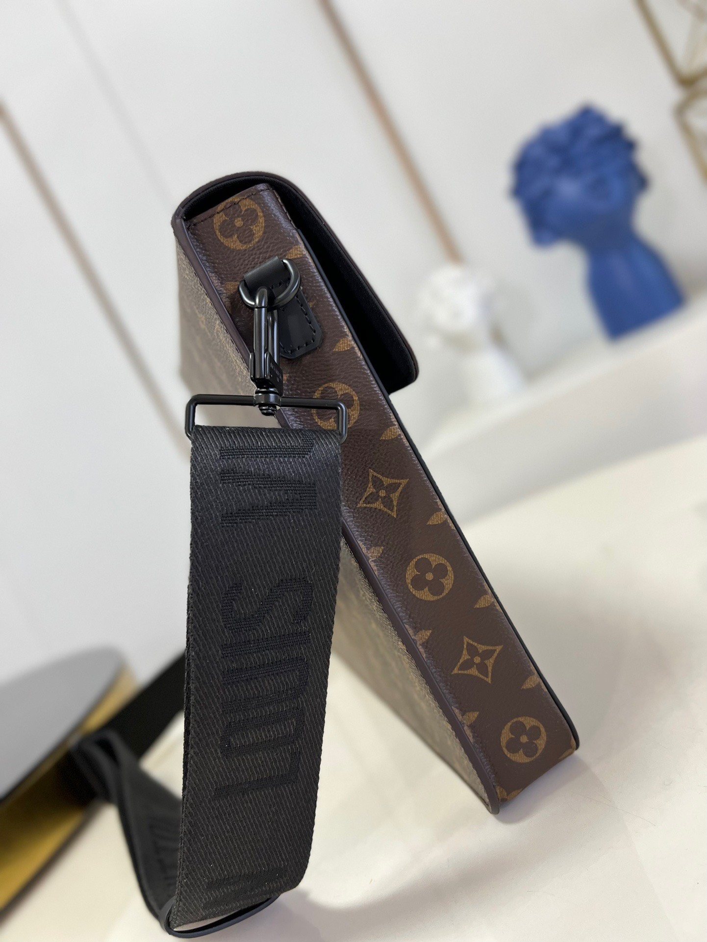Túi xách nam Louis Vuitton Siêu Cấp TXNLV2575 z3553196790579 b6f6d3caf7ed7372e2360b4ef2e3821d 510x680 - Túi xách nam Louis Vuitton Siêu Cấp TXNLV2575