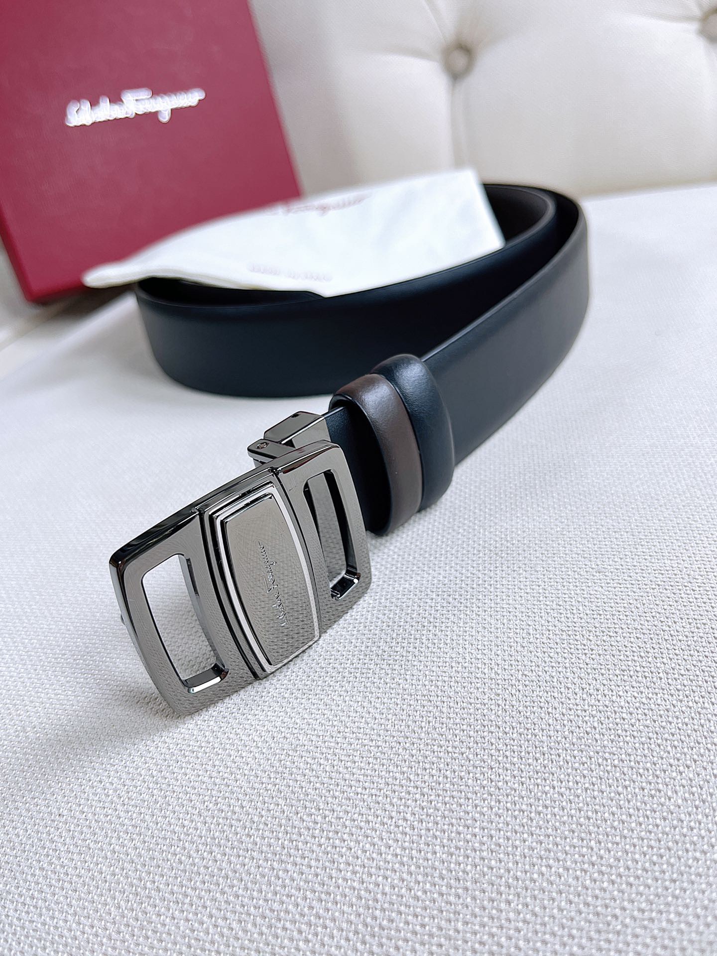 Thắt lưng nam Salvatore Ferragamo siêu cấp TLSC2594 z3583070591181 528ff4eea2b372588c133c4414368b5a 510x680 - Thắt lưng nam Salvatore Ferragamo siêu cấp TLSC2594