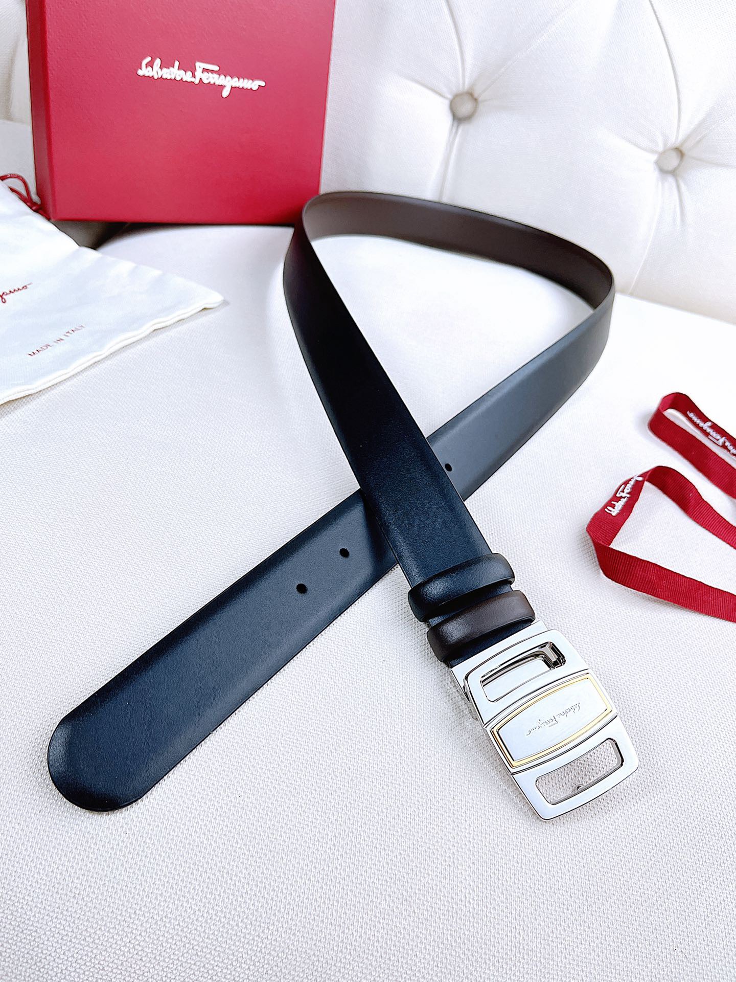 Thắt lưng nam Salvatore Ferragamo siêu cấp TLSC2595 z3583071140980 d50bf3cd243f36d81082660ea5b0078b 510x680 - Thắt lưng nam Salvatore Ferragamo siêu cấp TLSC2595