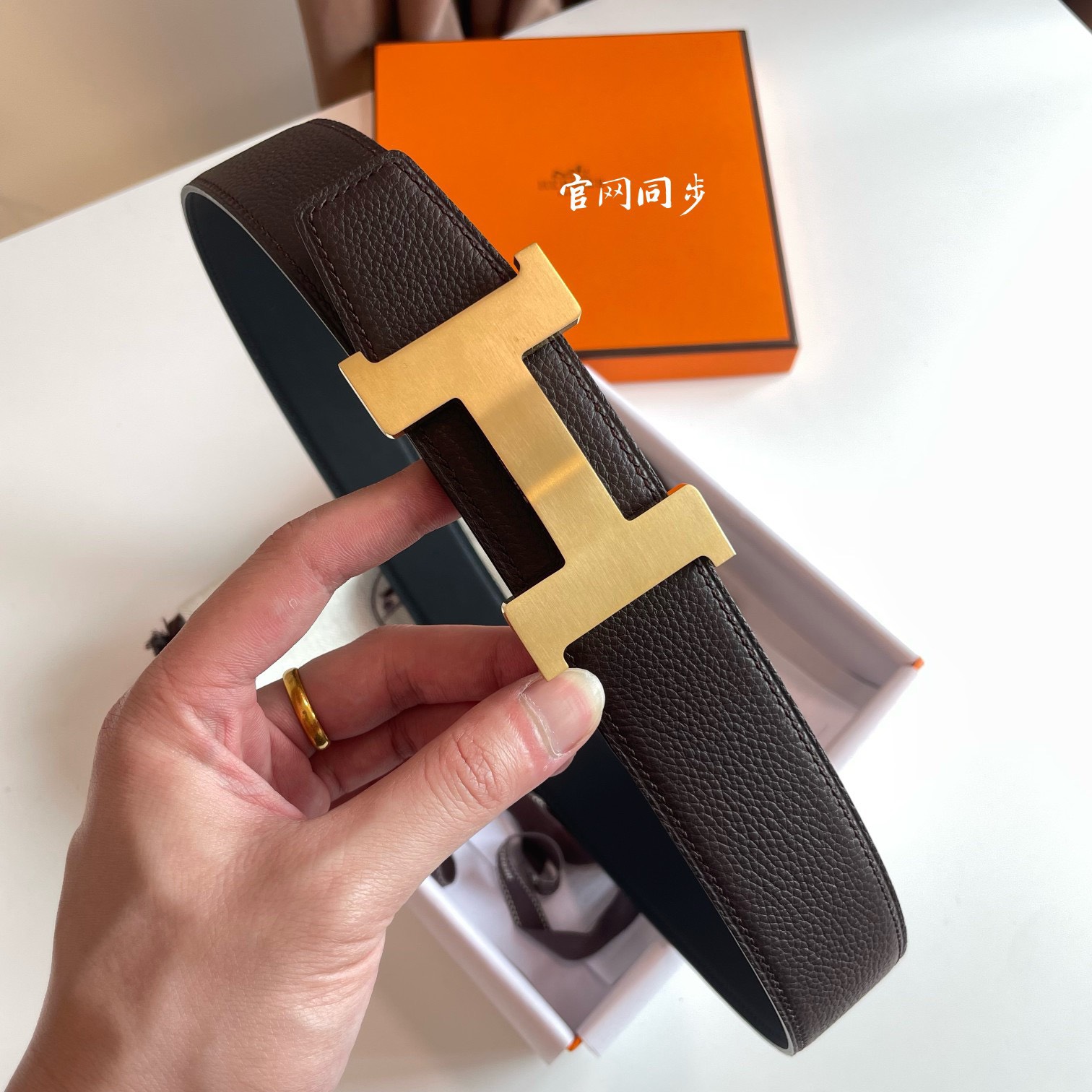 Thắt lưng nam Hermes siêu cấp TLSC2610 z3592282887597 4a987d2395ae1dff628956b139375f8a 510x510 - Thắt lưng nam Hermes siêu cấp TLSC2610