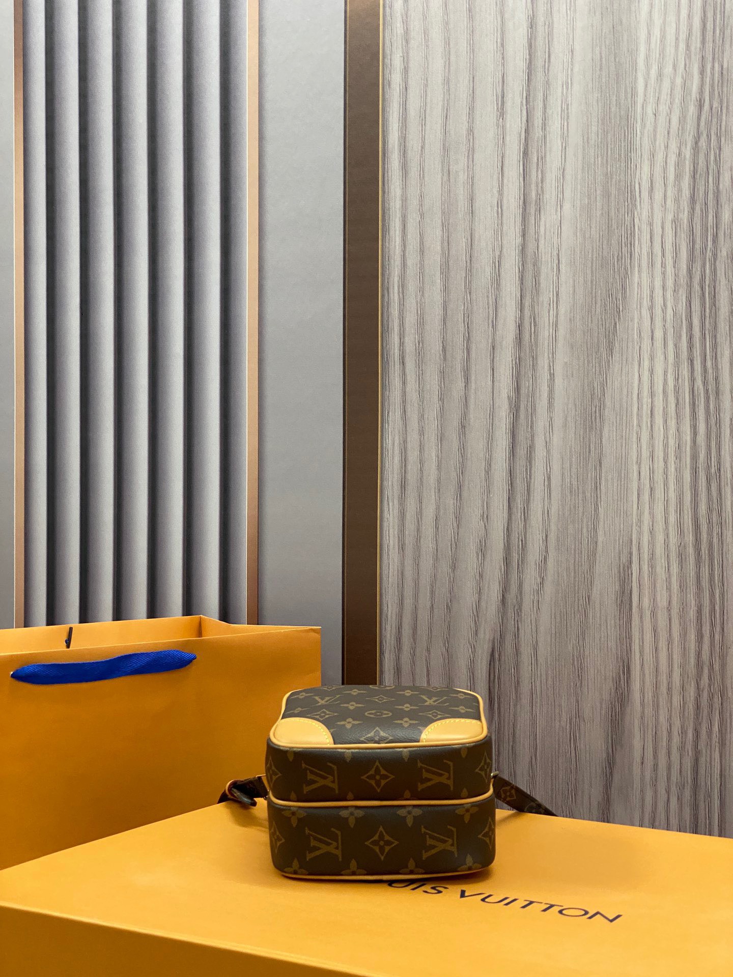 Túi xách nam Louis Vuitton Siêu Cấp TXNLV2614 z3597451178947 39d3f2a8ac34806042ac0a7fe9007554 510x680 - Túi xách nam Louis Vuitton Siêu Cấp TXNLV2614