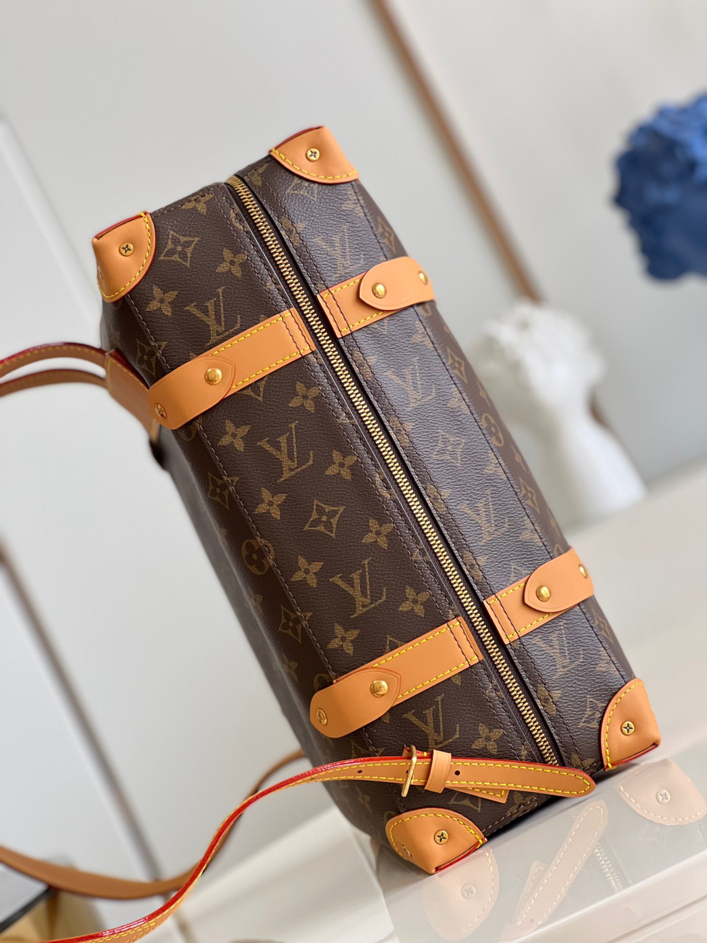 Túi xách nam Louis Vuitton Siêu Cấp TXNLV2617 z3603064294964 6a187a9f8043544229553c2d2aad65b0 510x680 - Túi xách nam Louis Vuitton Siêu Cấp TXNLV2617