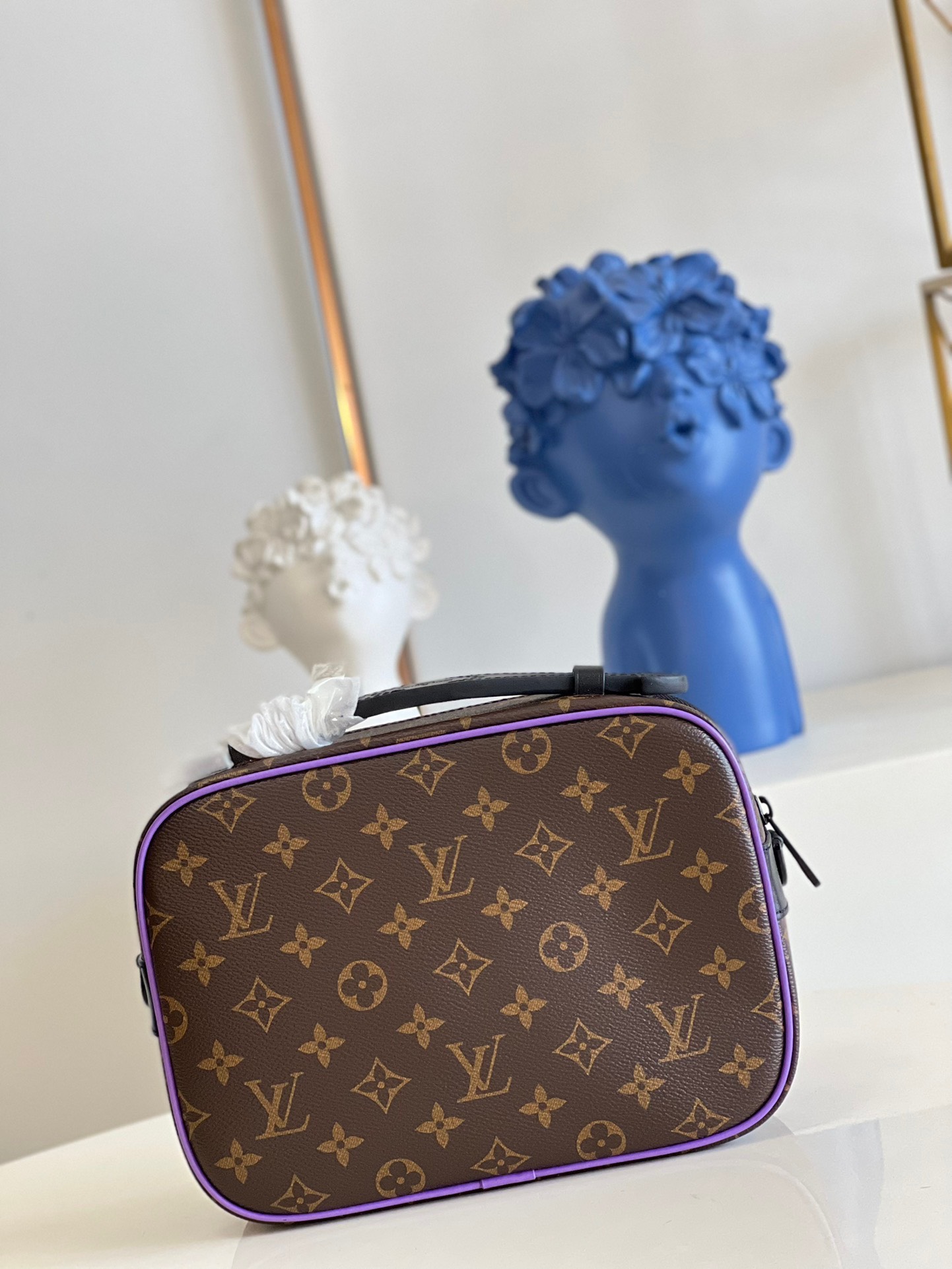 Túi xách nam Louis Vuitton Siêu Cấp TXNLV2623 z3617784749816 29855da271bd94aa5355d1b33a39a67c 510x680 - Túi xách nam Louis Vuitton Siêu Cấp TXNLV2623