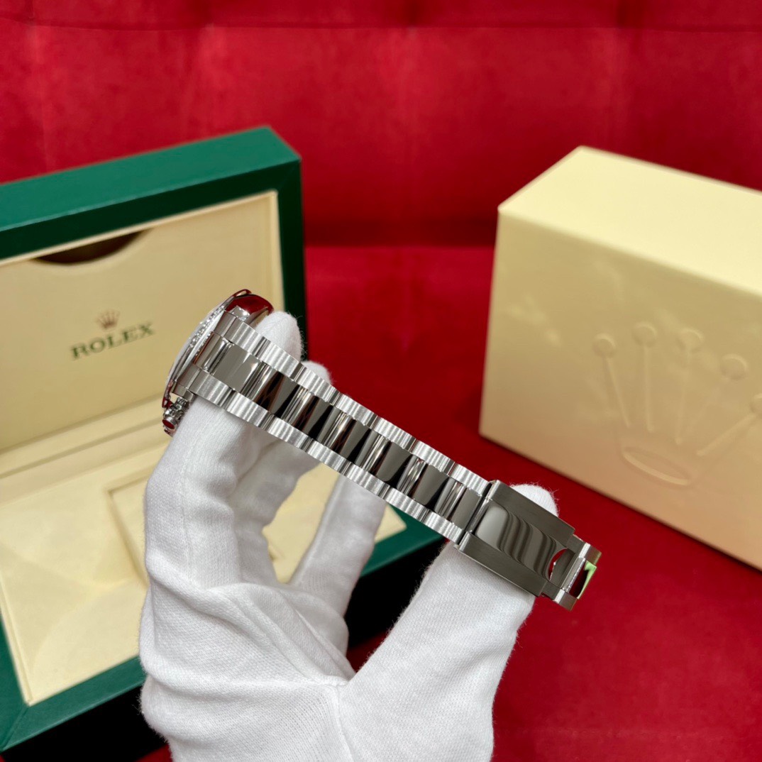 Đồng hồ Rolex Siêu Cấp DHRL2625 z3622862316492 beb4a0ed6357af74ec63ee30d7c229cc 510x510 - Đồng hồ Rolex Siêu Cấp DHRL2625