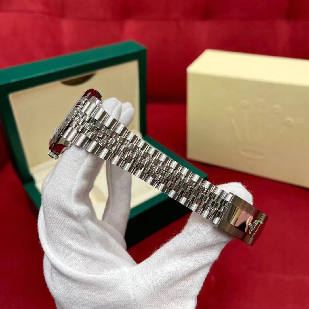Đồng hồ Rolex Siêu Cấp DHRL2629 z3622863408204 3b19be389ee03c73f14e6fa174c77232 510x510 - Đồng hồ Rolex Siêu Cấp DHRL2629