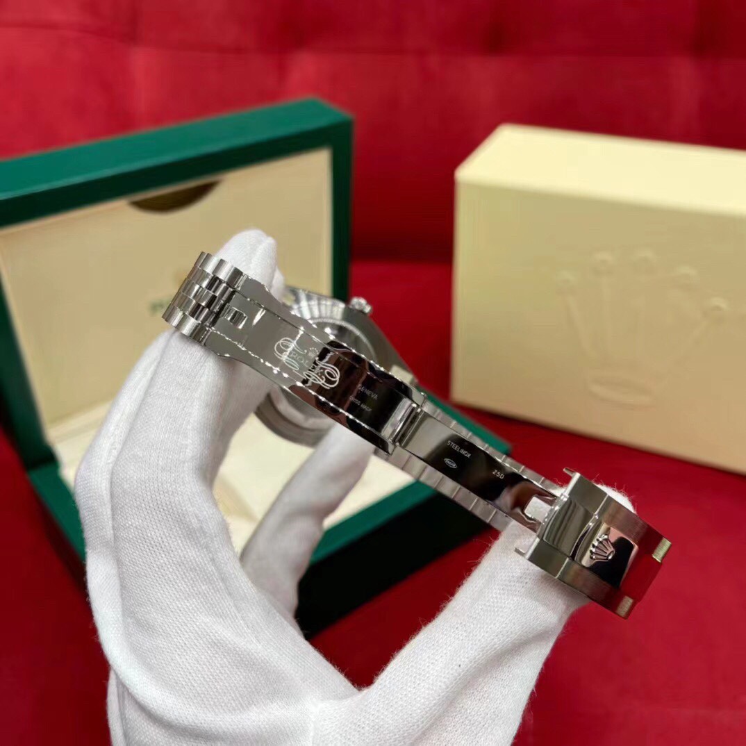 Đồng hồ Rolex Siêu Cấp DHRL2629 z3622863410923 e624a92f092139b283ffba1fa233cfd7 510x510 - Đồng hồ Rolex Siêu Cấp DHRL2629