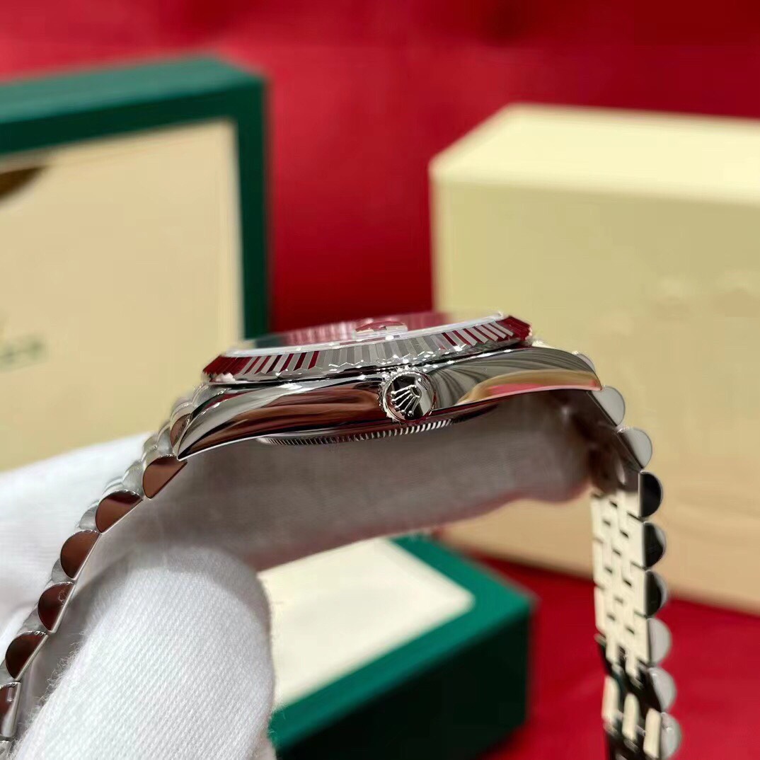 Đồng hồ Rolex Siêu Cấp DHRL2629 z3622863418235 c1618345387e860ebe22f0b99f9b2d8e 510x510 - Đồng hồ Rolex Siêu Cấp DHRL2629