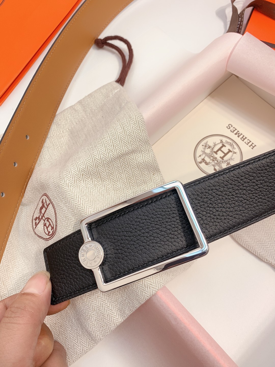 Thắt lưng nam Hermes siêu cấp TLSC2643 z3638382675899 d25e3648cb9dcf0e26b8bc7d281ad864 510x680 - Thắt lưng nam Hermes siêu cấp TLSC2643