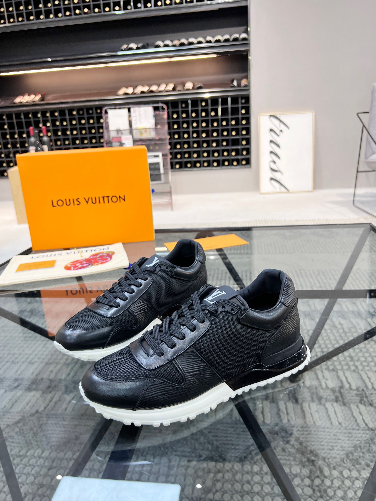 Giày Nam Louis Vuitton Siêu Cấp GNLV2649 z3644147609812 7132dc3da6ee1b0fef5ce20ac7079fd9 510x680 - Giày Nam Louis Vuitton Siêu Cấp GNLV2649