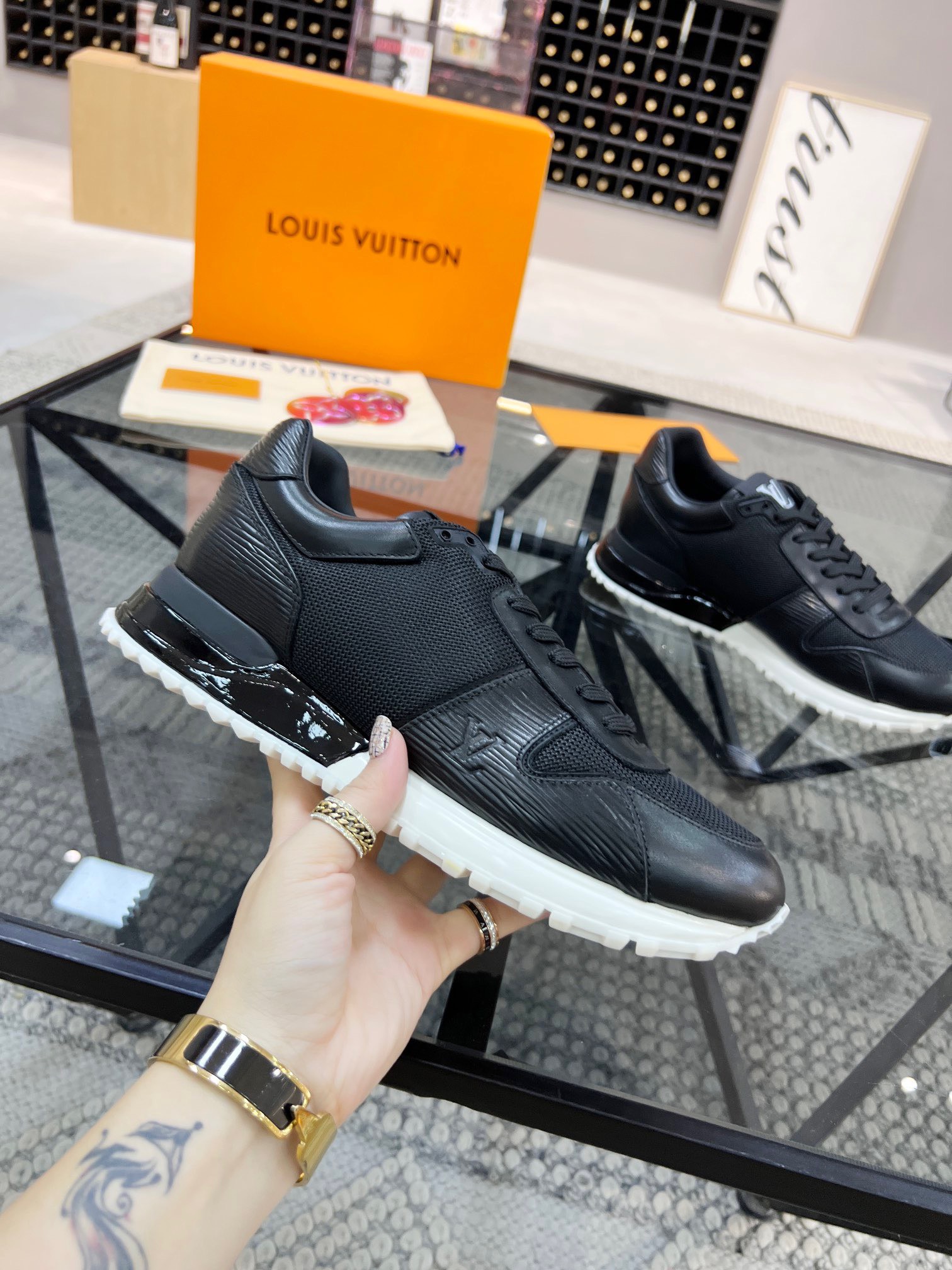 Giày Nam Louis Vuitton Siêu Cấp GNLV2649 z3644147633027 b6d2d3cd3a3b9e9c2f3fa465d0b7ea8a 510x680 - Giày Nam Louis Vuitton Siêu Cấp GNLV2649