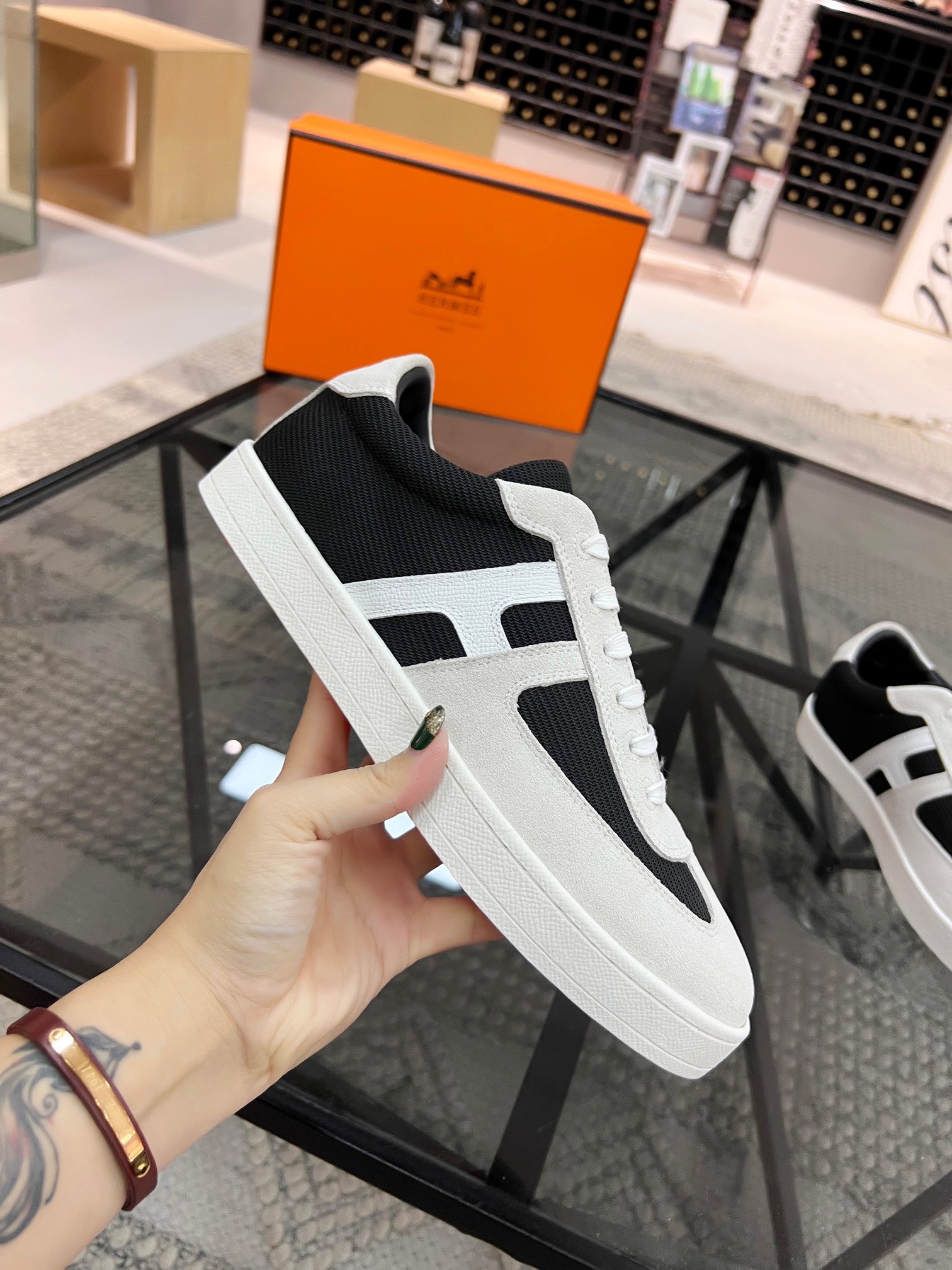 Giày Nam Hermes Siêu Cấp GNGC2675 z3673777716818 8742fe5743b7f0c4caceb18abbdda982 510x680 - Giày Nam Hermes Siêu Cấp GNGC2675