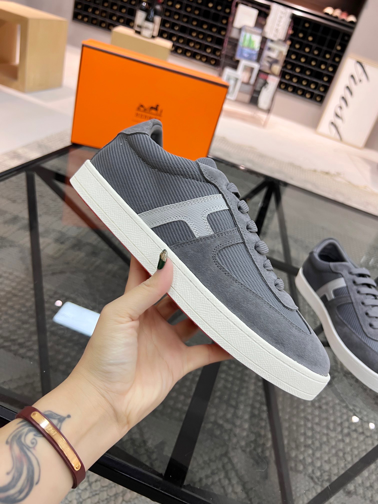 Giày Nam Hermes Siêu Cấp GNGC2676 z3673778086332 b77c8e129ee4e0d67ed922f7be19aabd 510x680 - Giày Nam Hermes Siêu Cấp GNGC2676