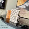 z3705487399207 47270bc4476f8fa199e29f3afedc9f7f 100x100 - Ví nam Louis Vuitton Siêu Cấp TXNLV2701