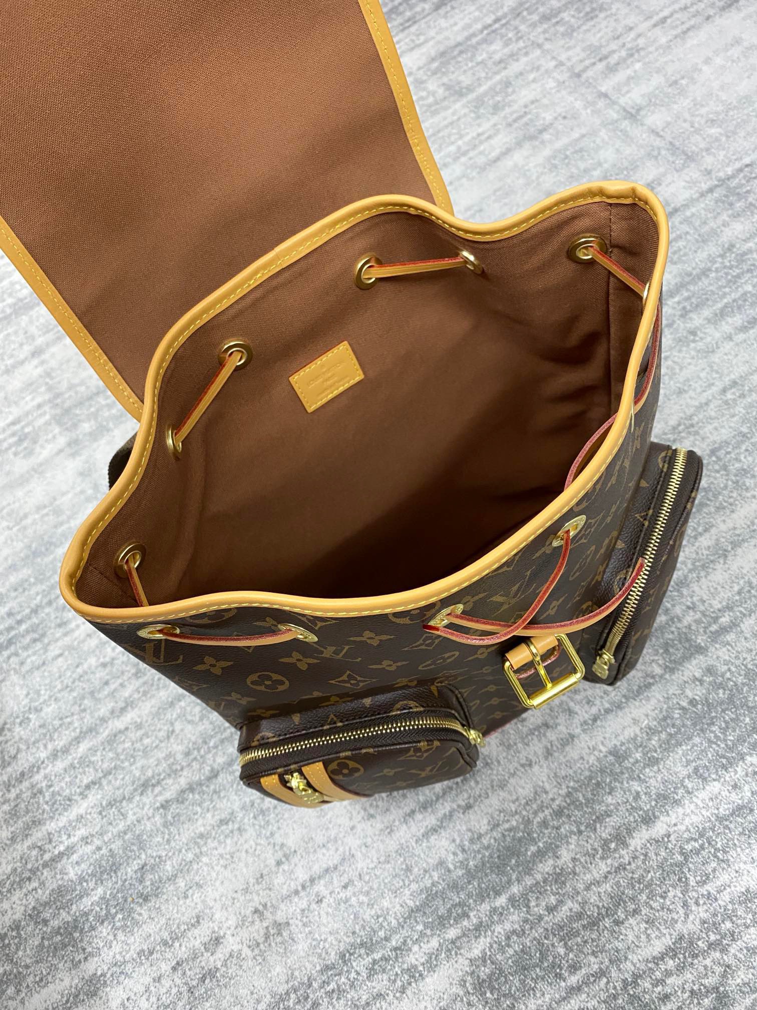 Túi xách nam Louis Vuitton Siêu Cấp TXNLV2719 z3733088340702 06af15bf5ca514fb24b3386fc7cbef43 510x680 - Túi xách nam Louis Vuitton Siêu Cấp TXNLV2719