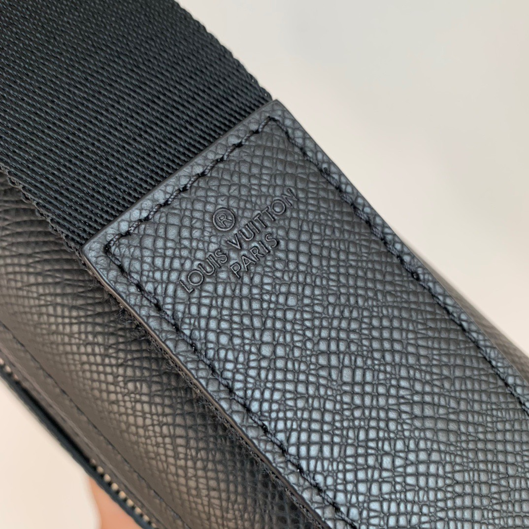 Túi xách nam Louis Vuitton Siêu Cấp TXNLV2734 z3744514578344 fa3fa025c6307ae17b60d59c6a3f7ef7 510x510 - Túi xách nam Louis Vuitton Siêu Cấp TXNLV2734
