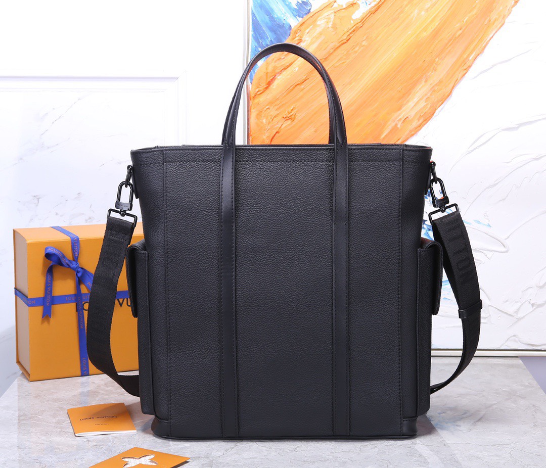 Túi xách nam Louis Vuitton Siêu Cấp TXNLV2735 z3751107747094 0e1db25a1afc75e7ad554331ad6678dd 510x437 - Túi xách nam Louis Vuitton Siêu Cấp TXNLV2735