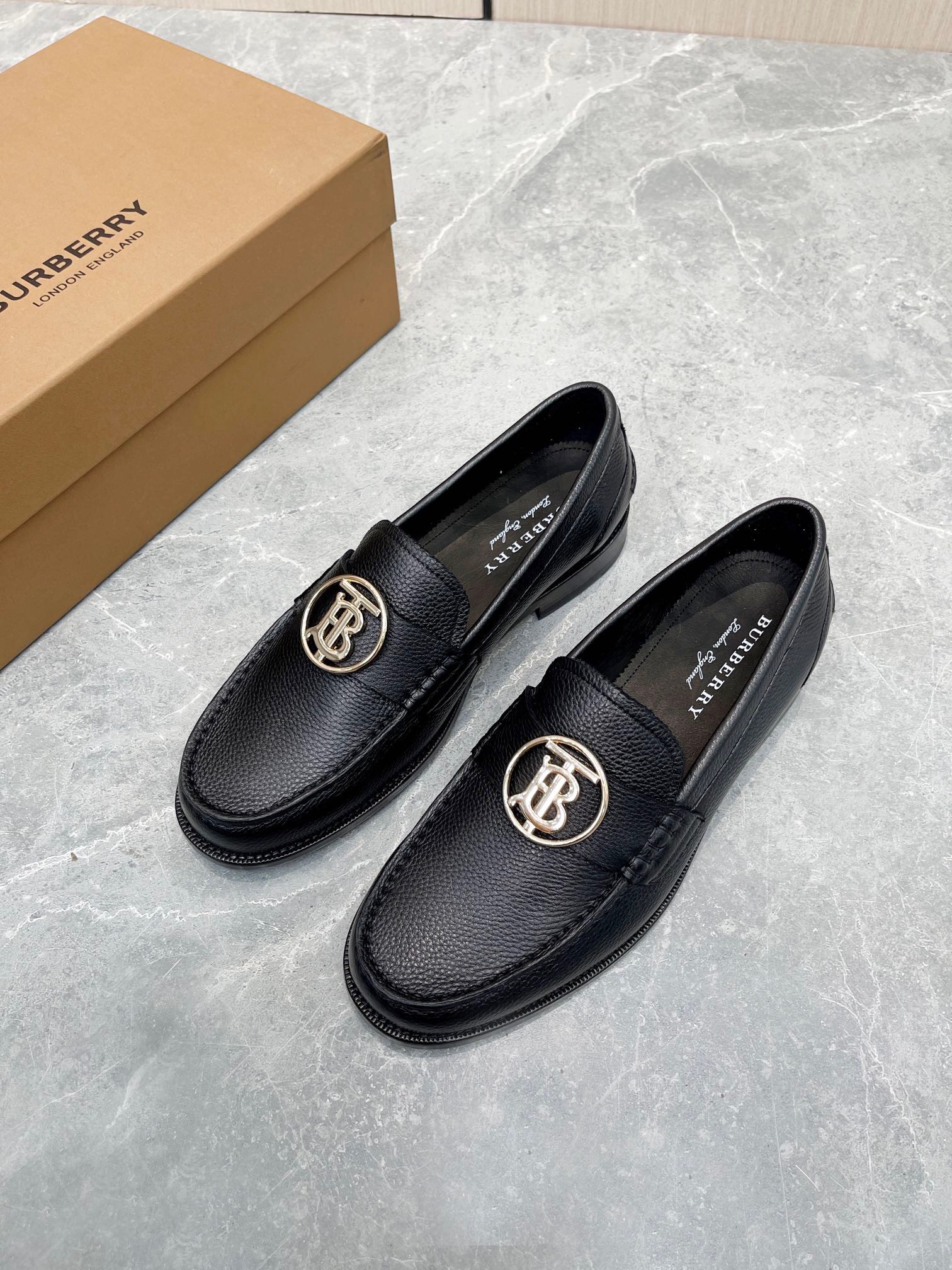 Giày nam Burberry Siêu cấp MSBB2748 z3765020853146 5b5e52b1c684d29aced6648ff36dbba6 510x680 - Giày nam Burberry Siêu cấp MSBB2748