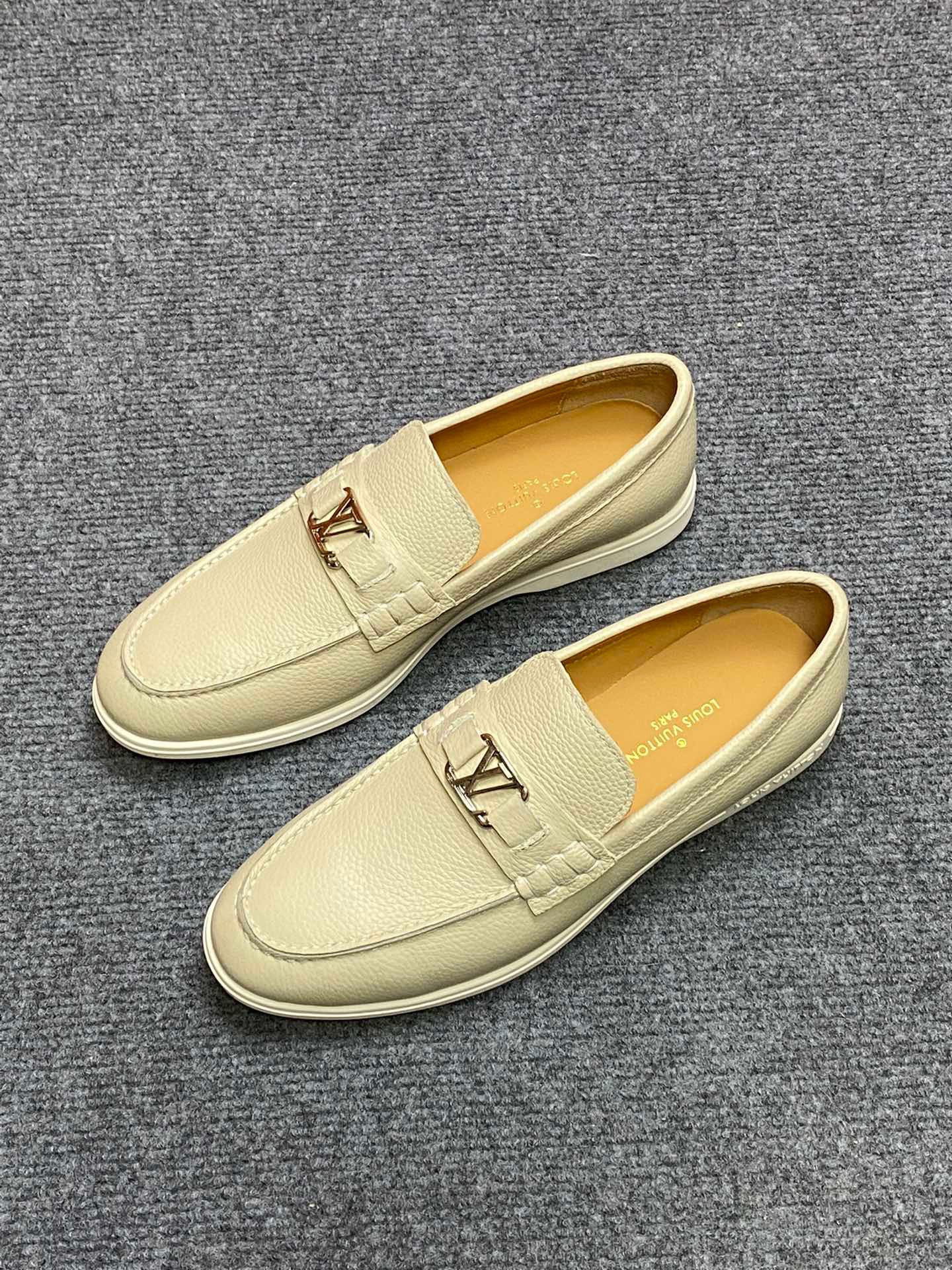 Giày Nam Louis Vuitton Siêu Cấp GNLV2769 z3781417247859 46de3c89360071bb257b1e6ccd9919f6 510x680 - Giày Nam Louis Vuitton Siêu Cấp GNLV2769